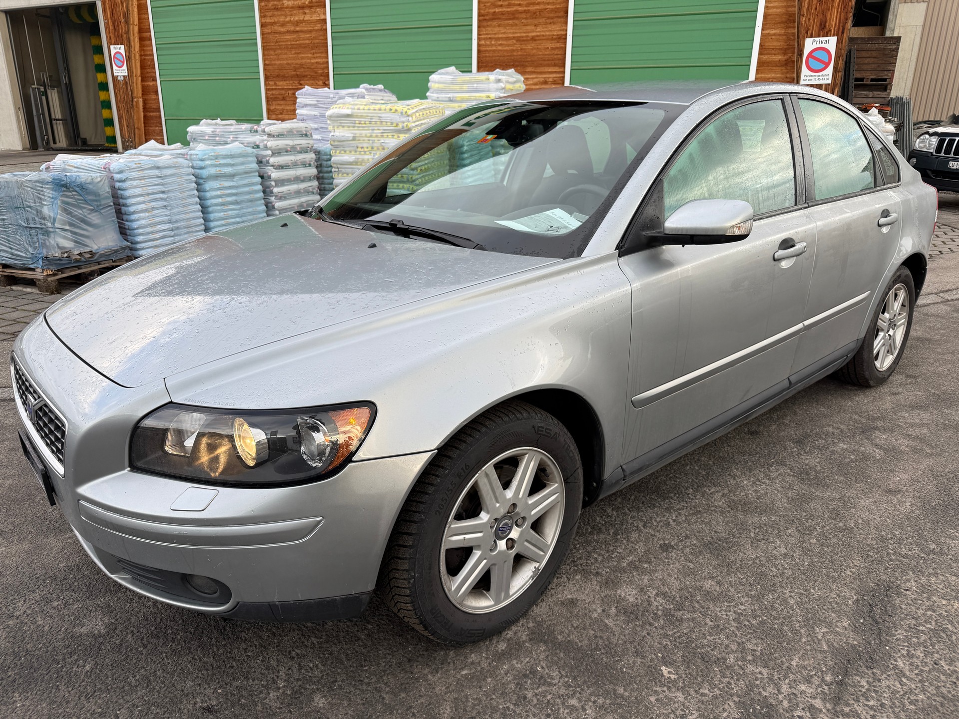 VOLVO S40 2.4 Summum-image-1