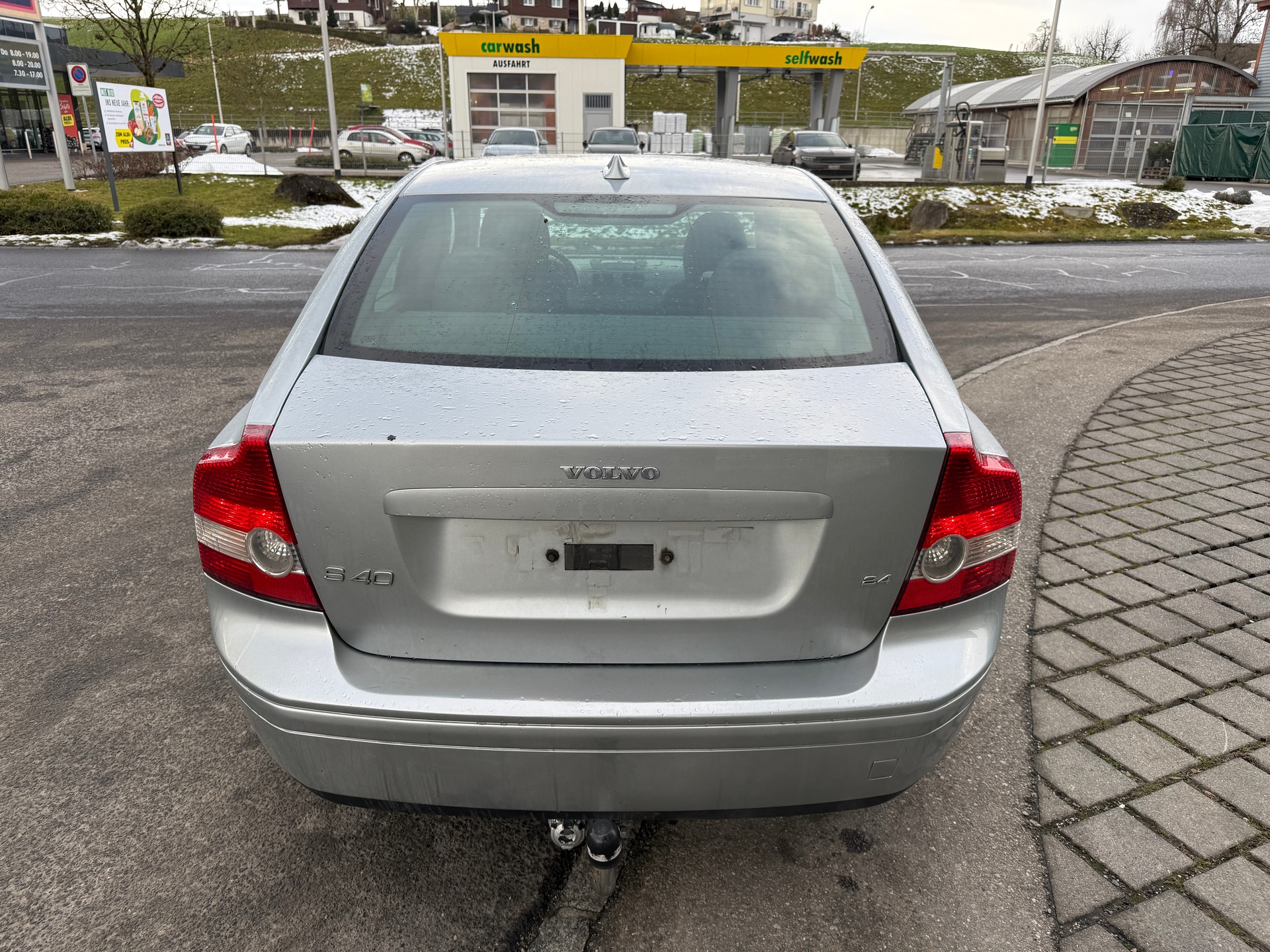 VOLVO S40 2.4 Summum-image-5