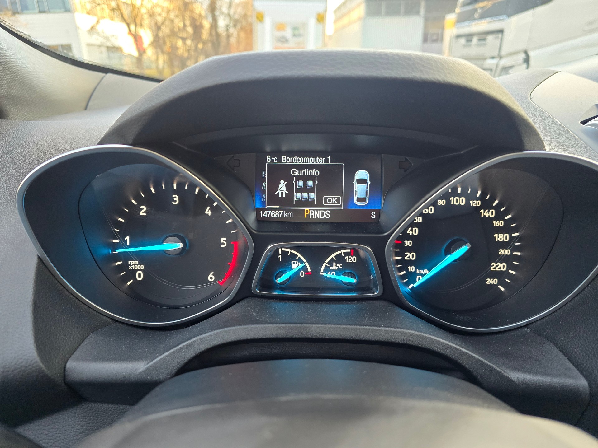 FORD Kuga 2.0 TDCi ST Line High 4WD PowerShift-image-19