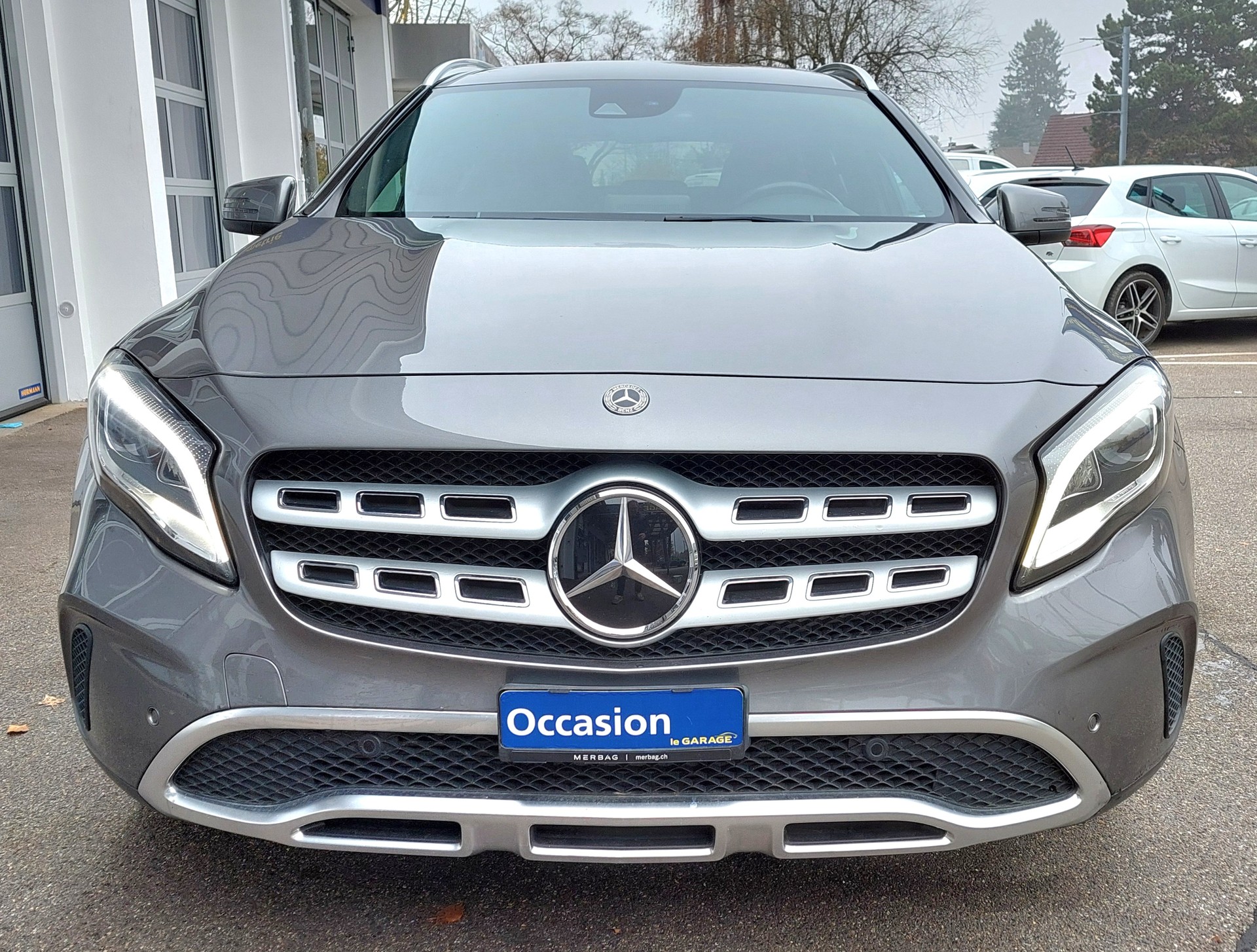 MERCEDES-BENZ GLA 200 d Swiss Star Edition AMG 4Matic 7G-DCT-image-1