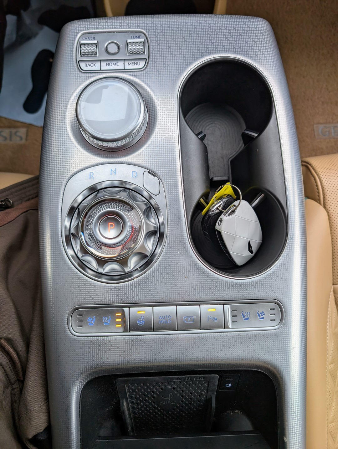 GENESIS GV60 77.4 kWh Sport AWD-image-6