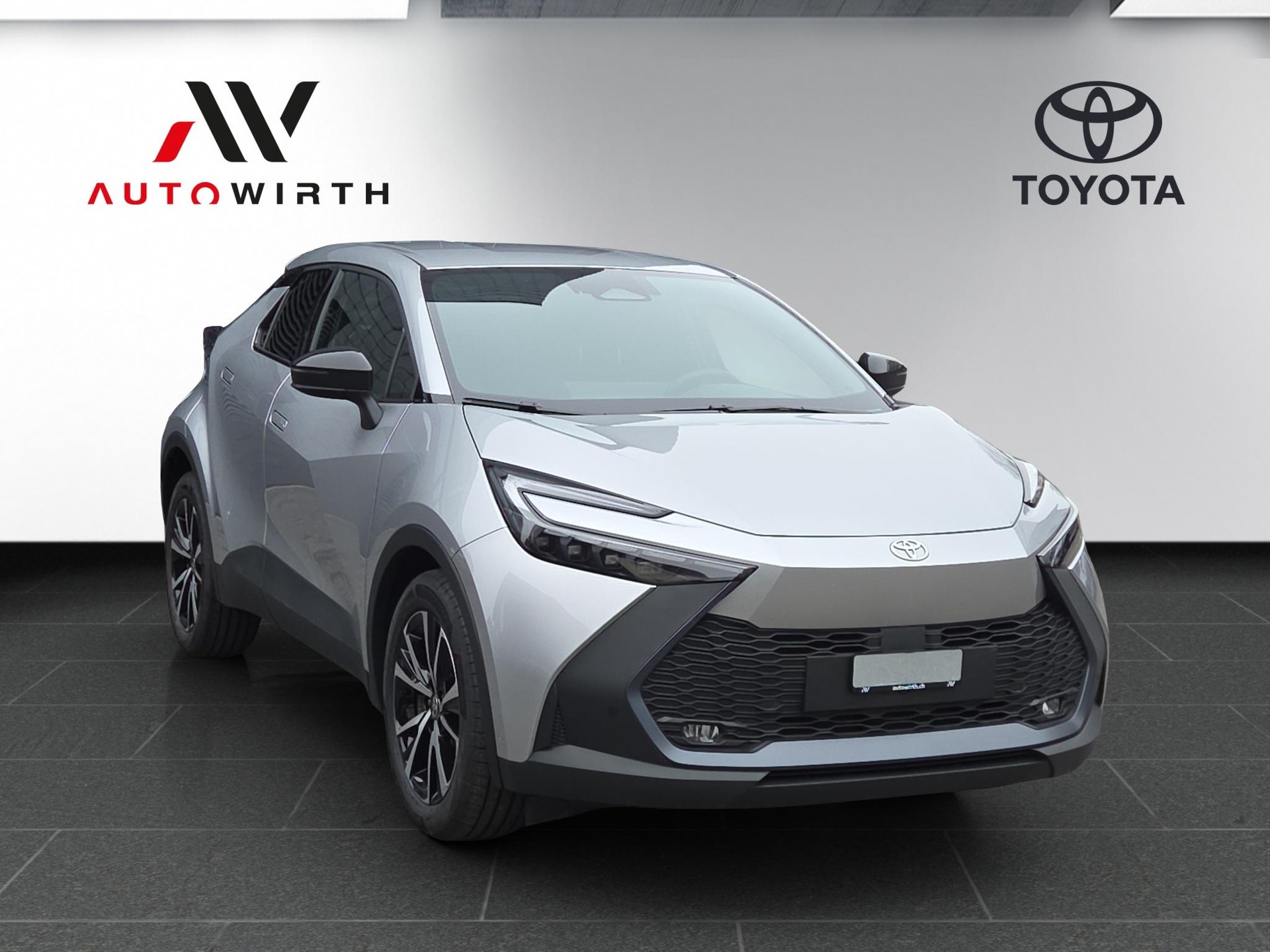 TOYOTA C-HR 2.0 PHEV Swiss Edition-image-2