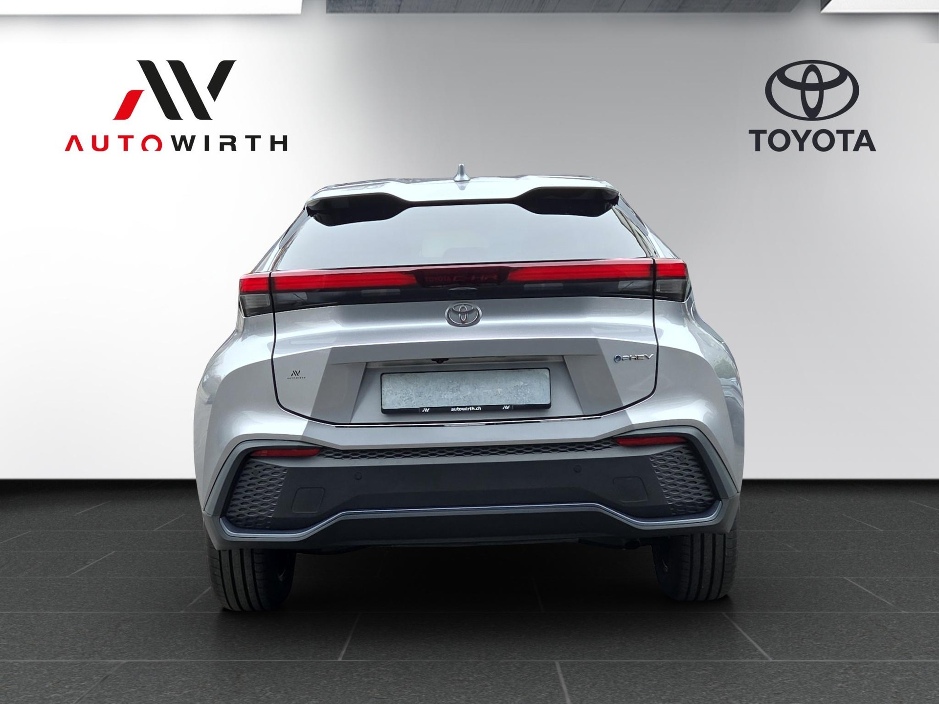 TOYOTA C-HR 2.0 PHEV Swiss Edition-image-5
