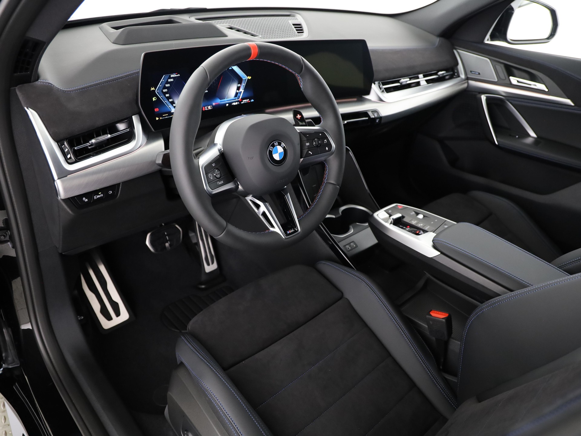 BMW X2 M35i-image-13