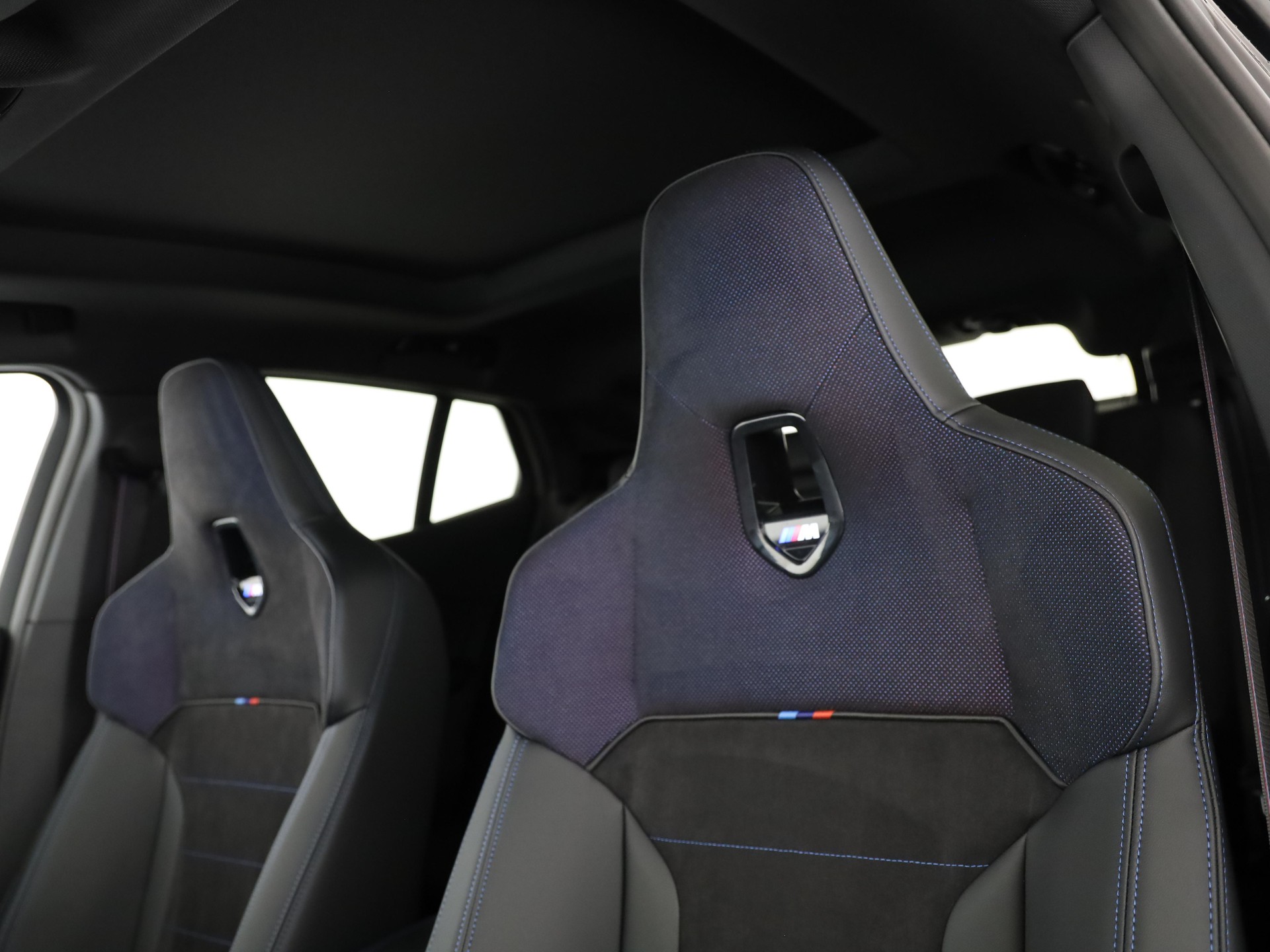BMW X2 M35i-image-12
