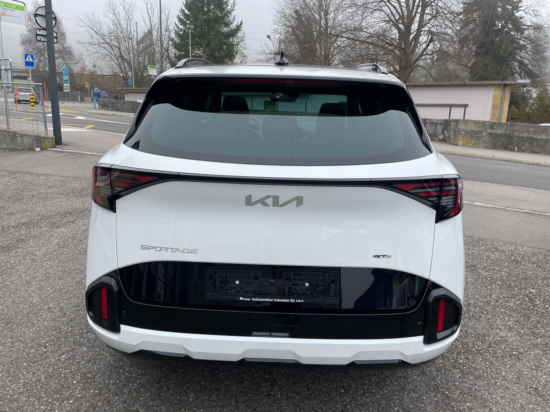 KIA Sportage 1.6 T-GDi Hybrid GT-Line-image-3