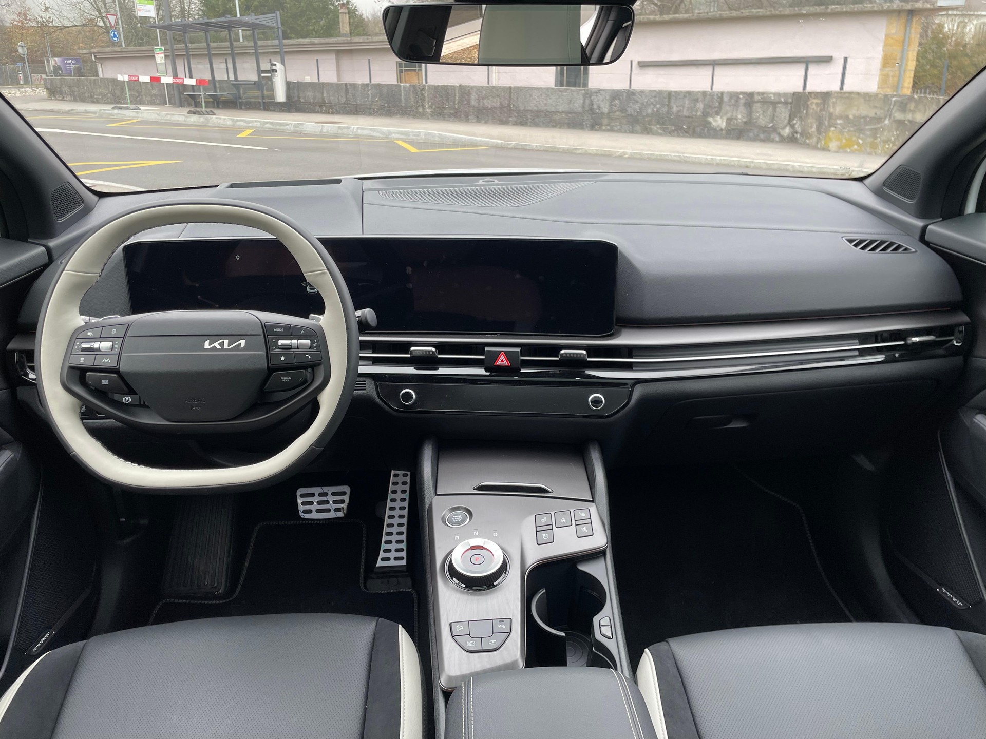 KIA Sportage 1.6 T-GDi Hybrid GT-Line-image-9