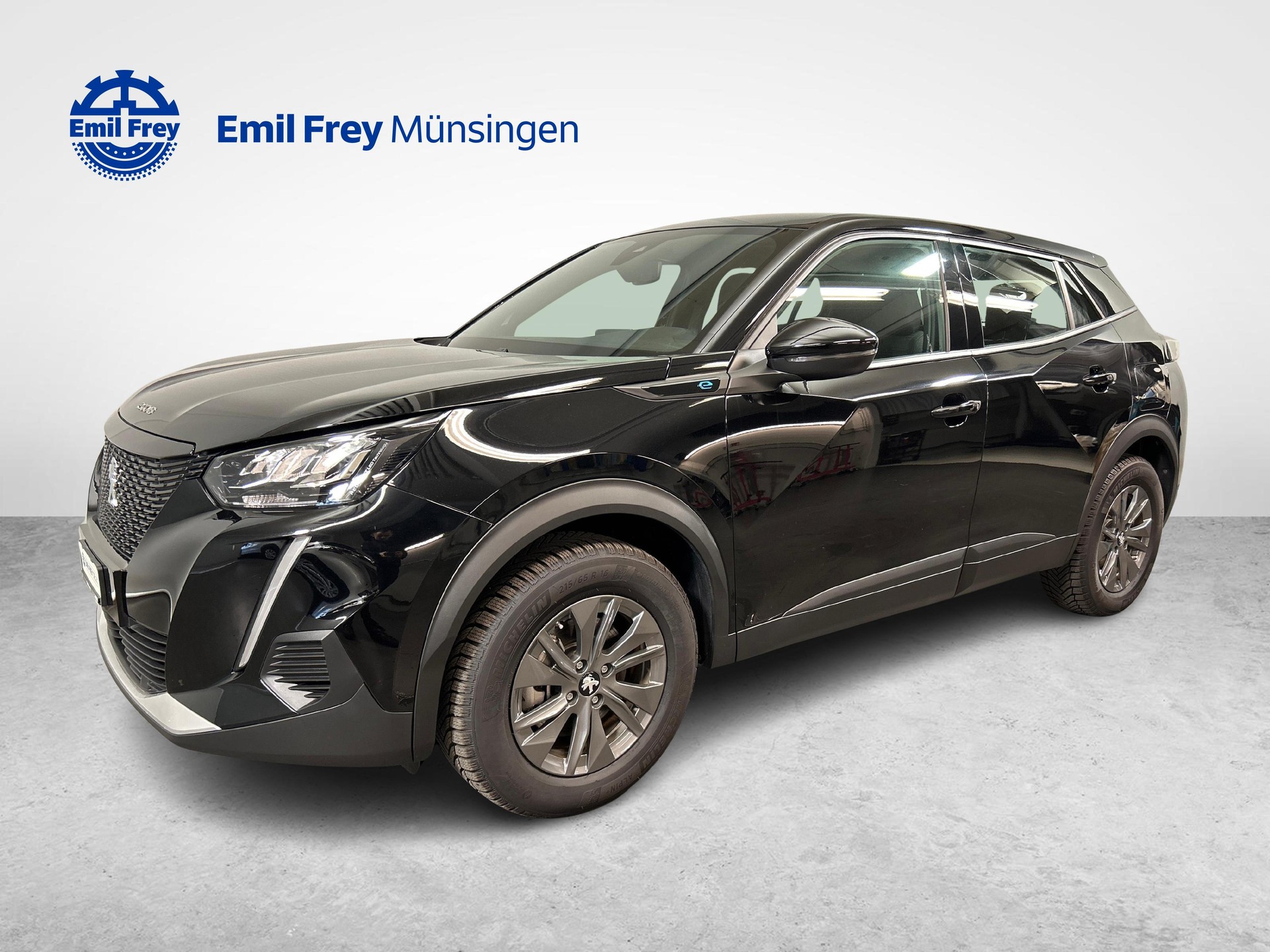 PEUGEOT 2008 e-Active Pack-image-2