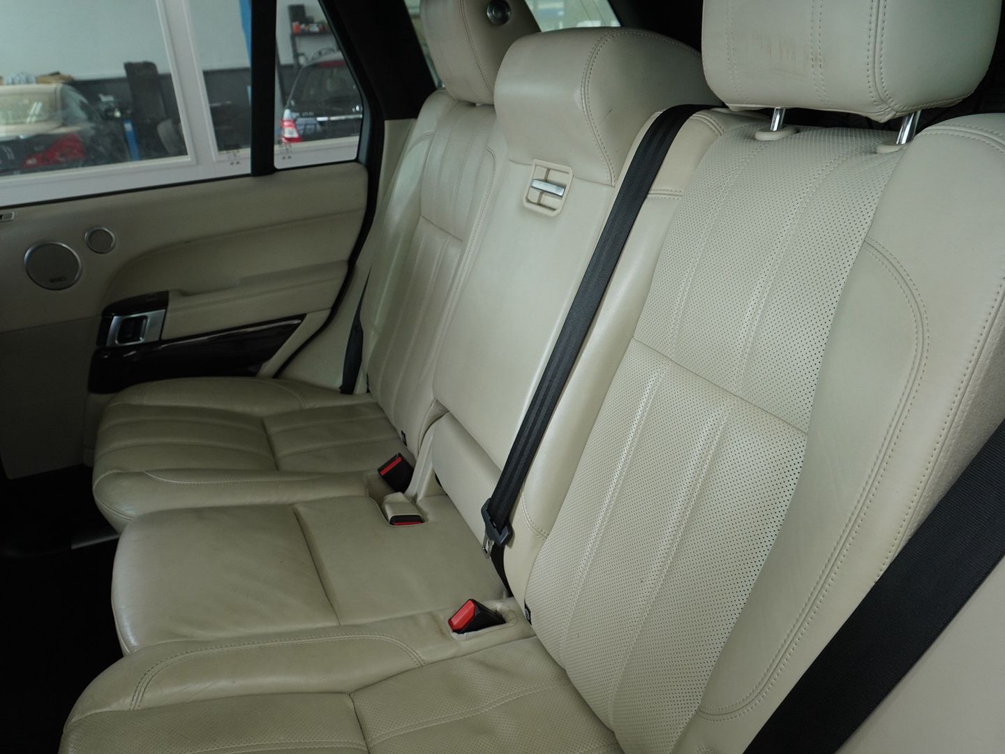 LAND ROVER Range Rover 5.0 V8 SC Vogue Automatic-image-4