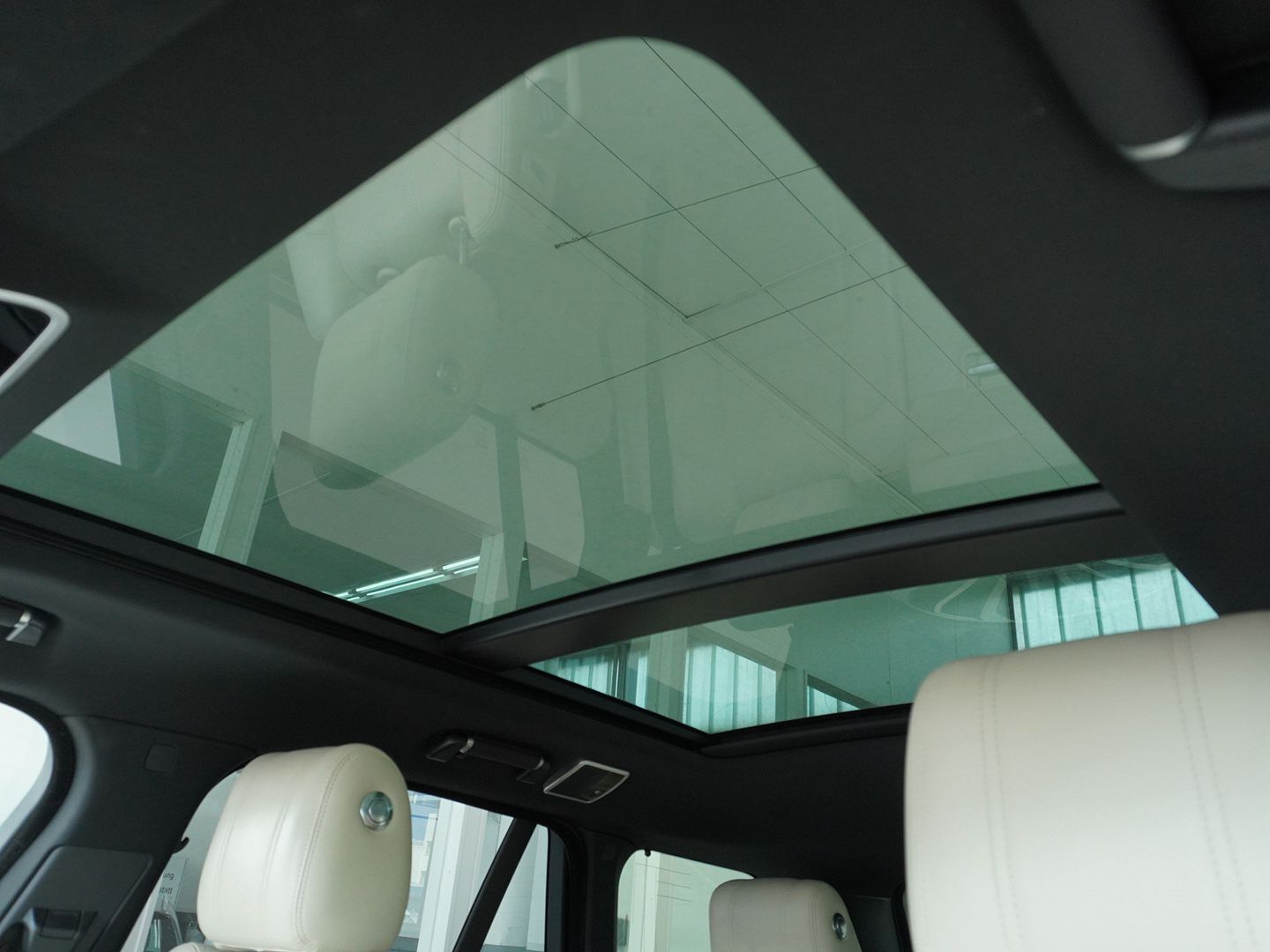 LAND ROVER Range Rover 5.0 V8 SC Vogue Automatic-image-7