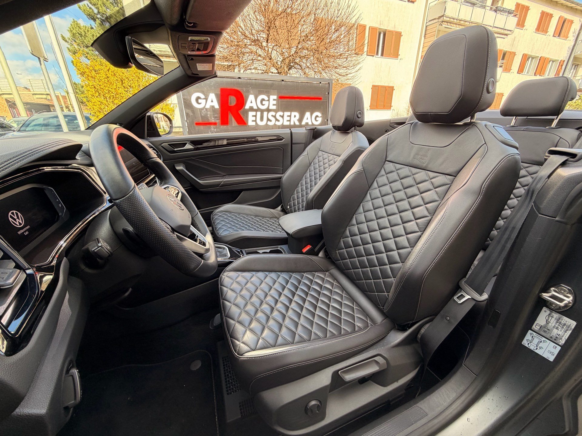 VW T-Roc 1.5 TSI DSG R-LINE *** EDITION GREY ***-image-8