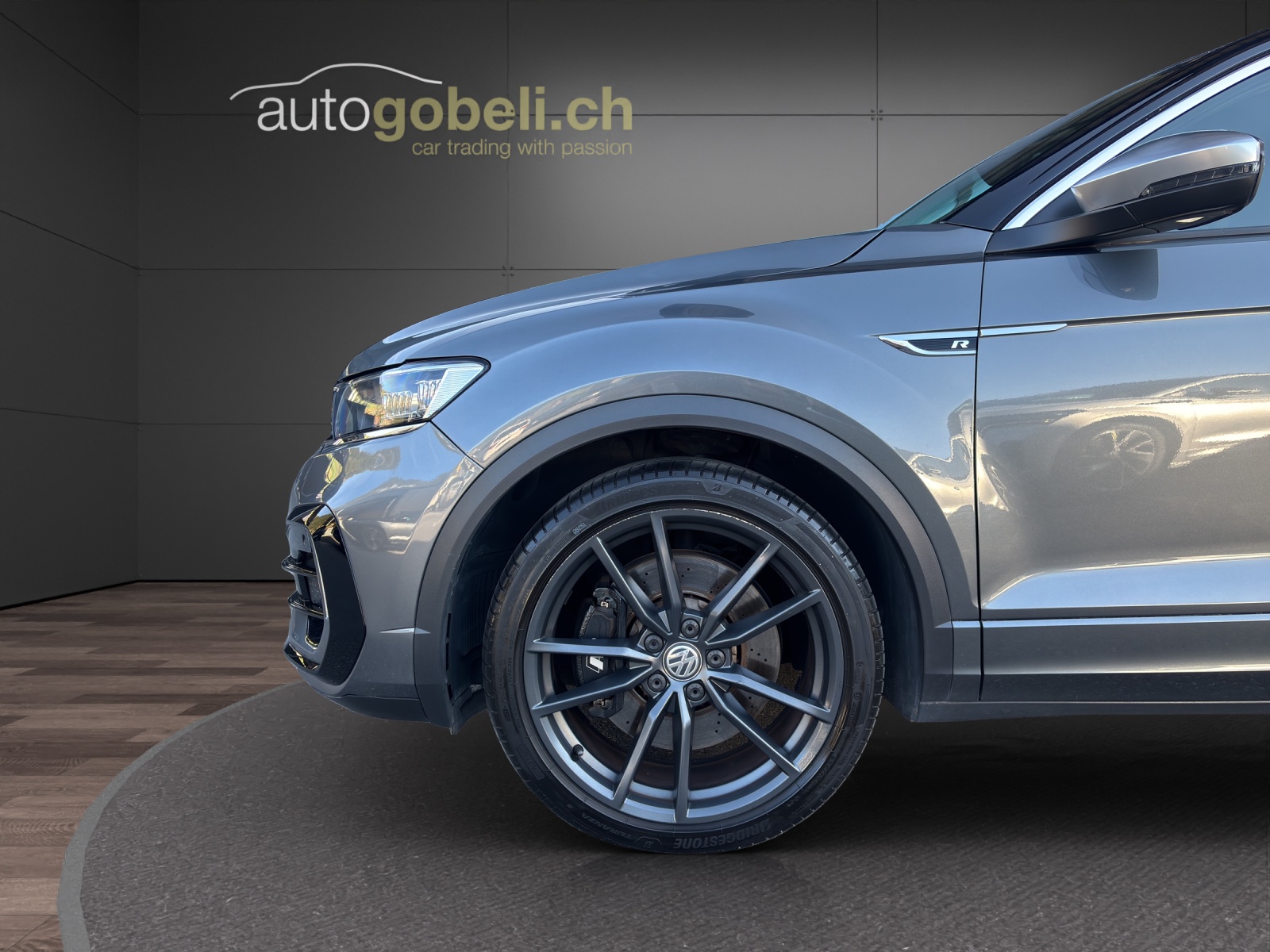 VW T-Roc 2.0 TSI R DSG 4Motion-image-12