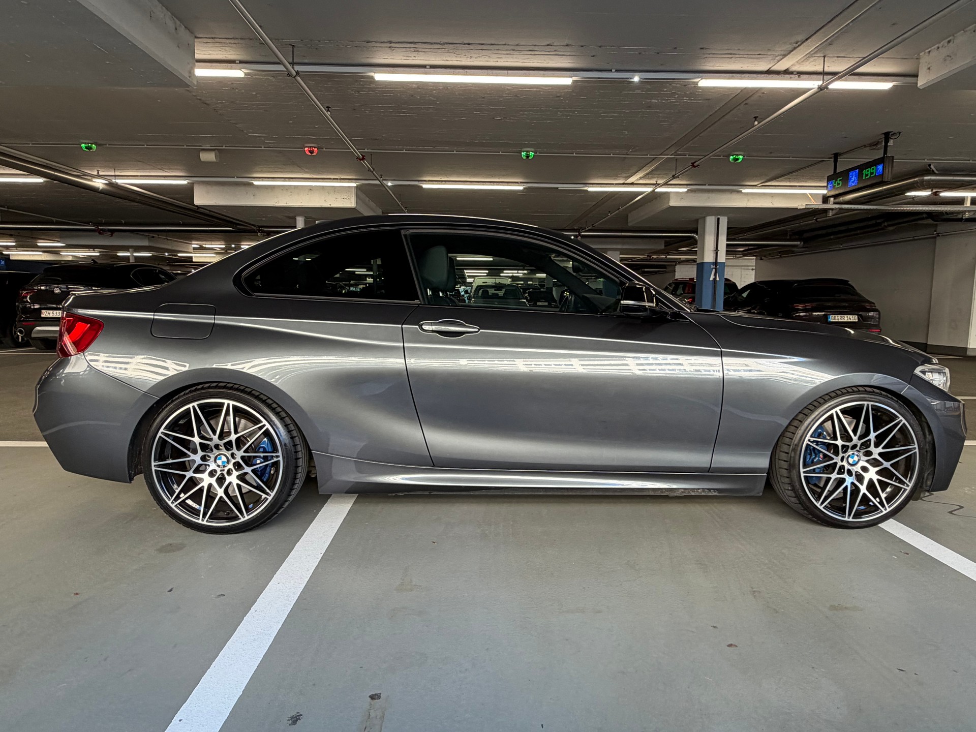 BMW M235i-image-2