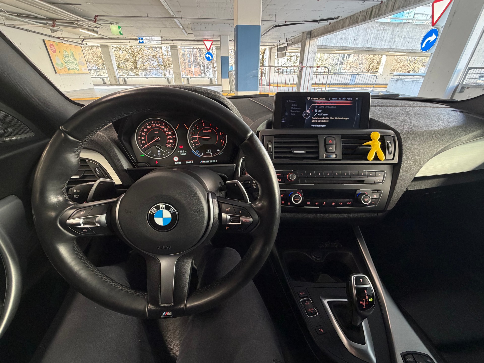 BMW M235i-image-13