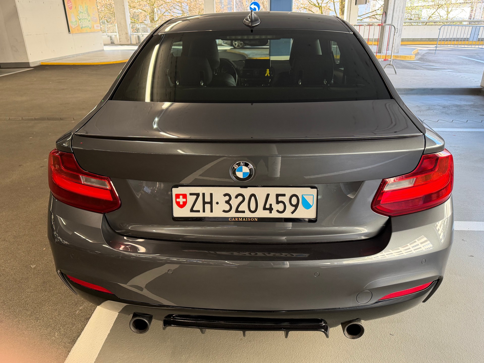 BMW M235i-image-4