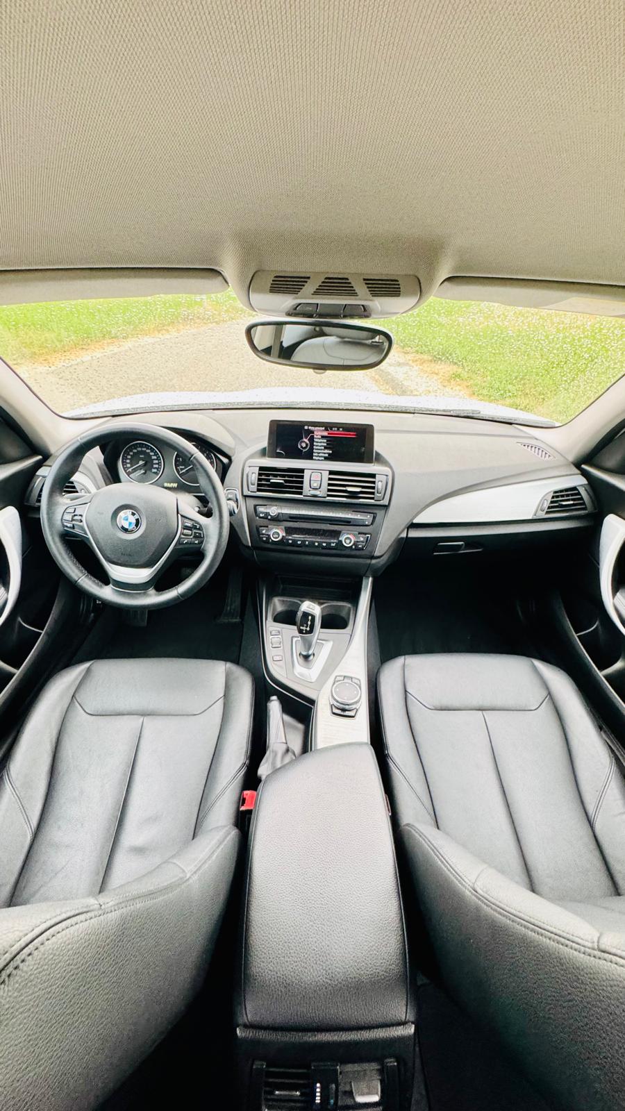 BMW 116i Sport Line Steptronic-image-6