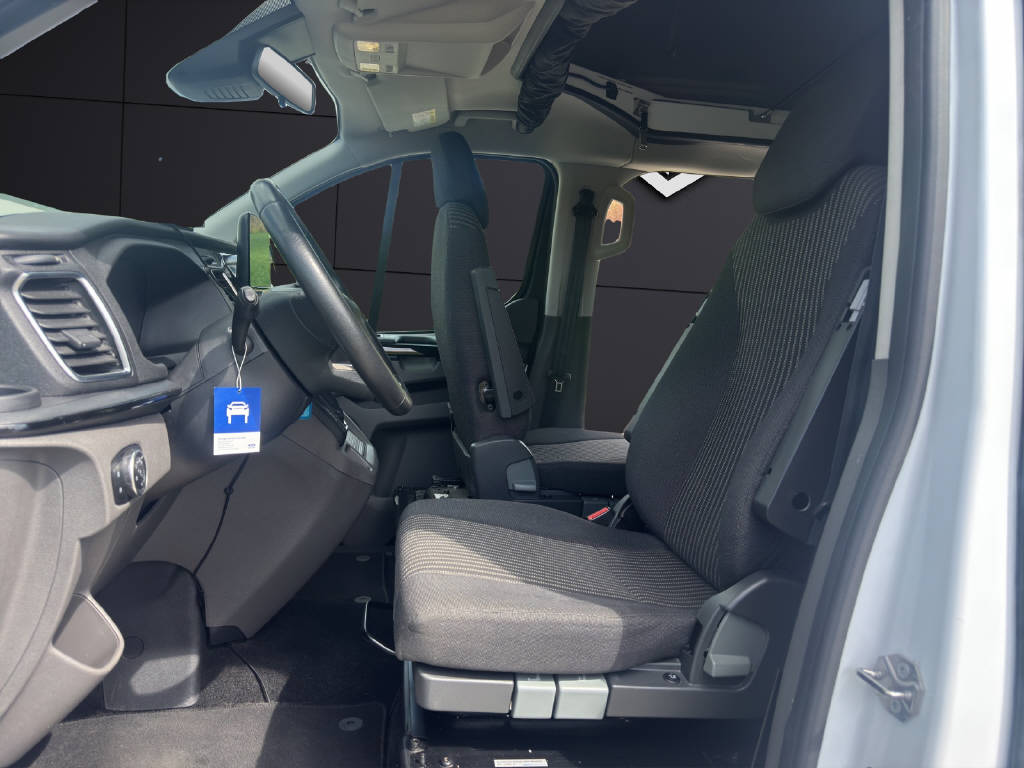 FORD Tourneo Custom 320 L1 2.0 TDCi 185 Sport-image-8
