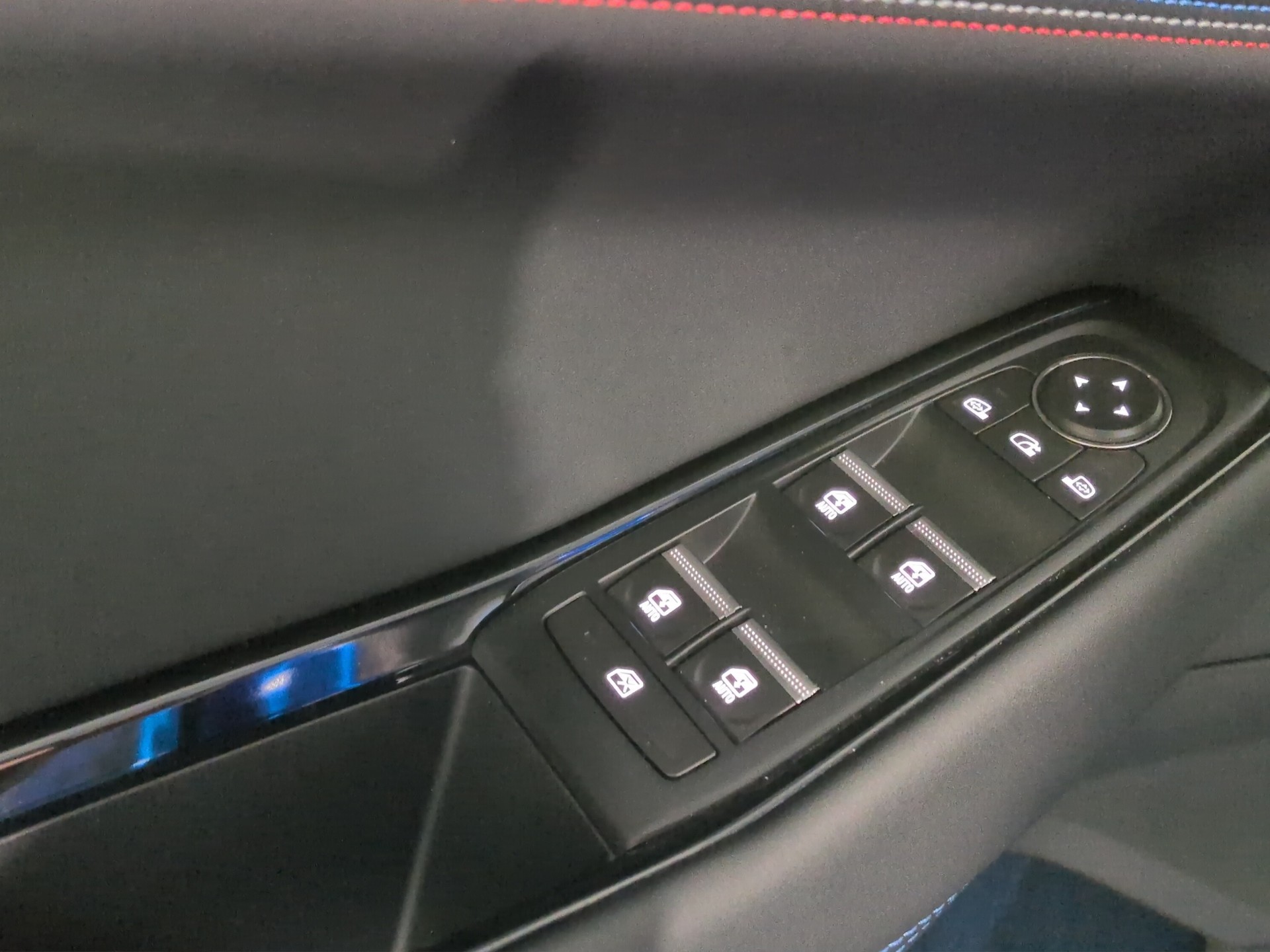 RENAULT Rafale 1.2 E-Tech Plug-in Hybrid 300 4x4 Esprit Alpine-image-22