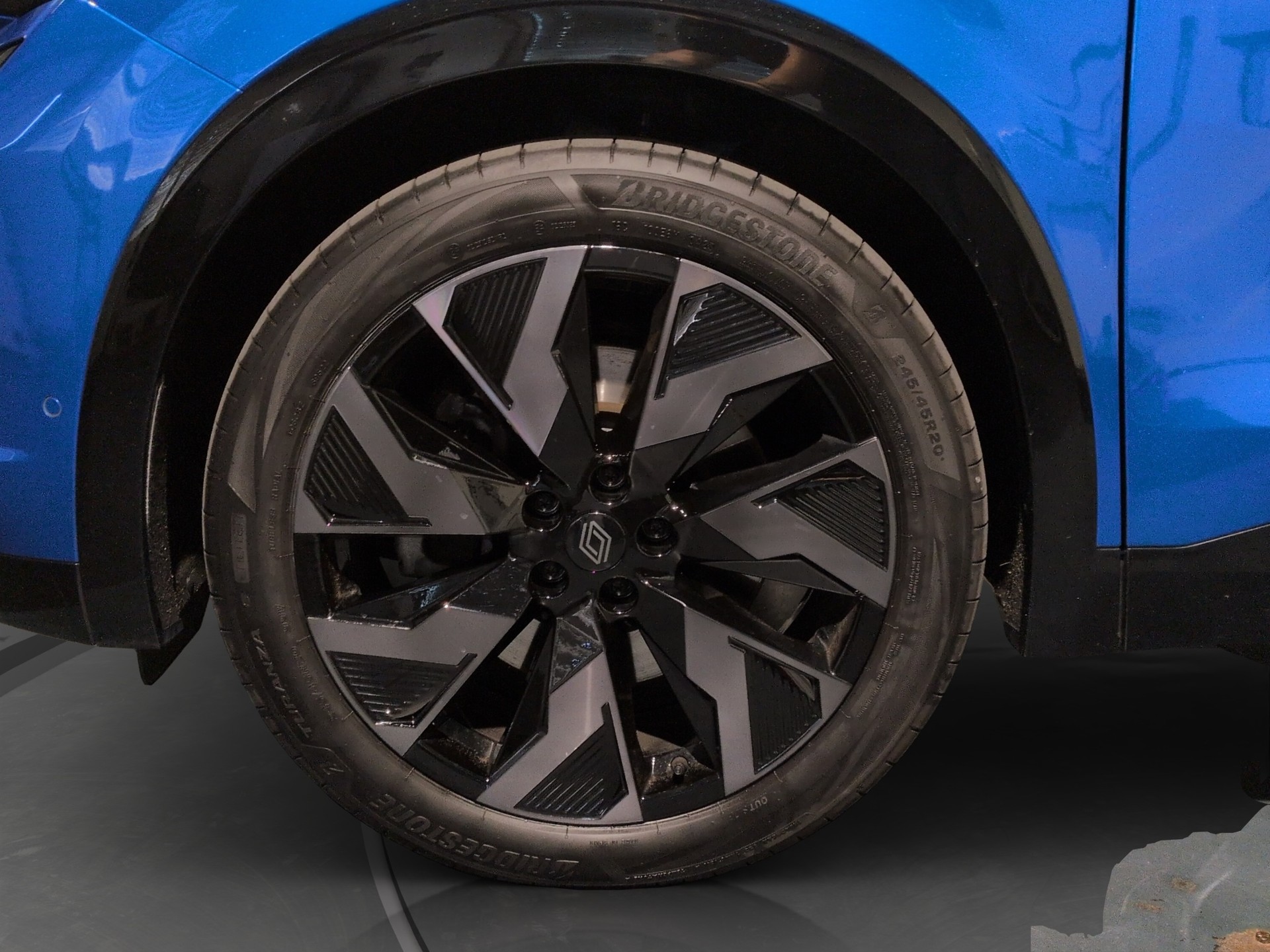 RENAULT Rafale 1.2 E-Tech Plug-in Hybrid 300 4x4 Esprit Alpine-image-25