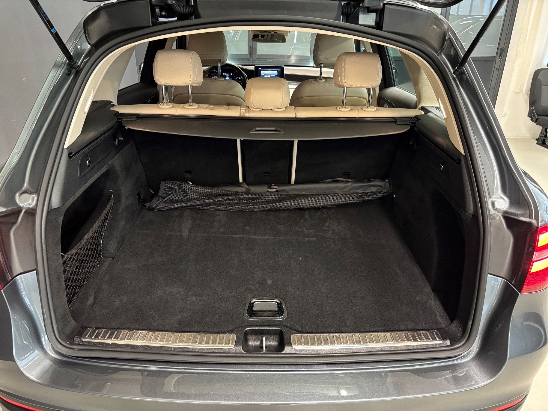 MERCEDES-BENZ GLC 250 d 4m-image-9
