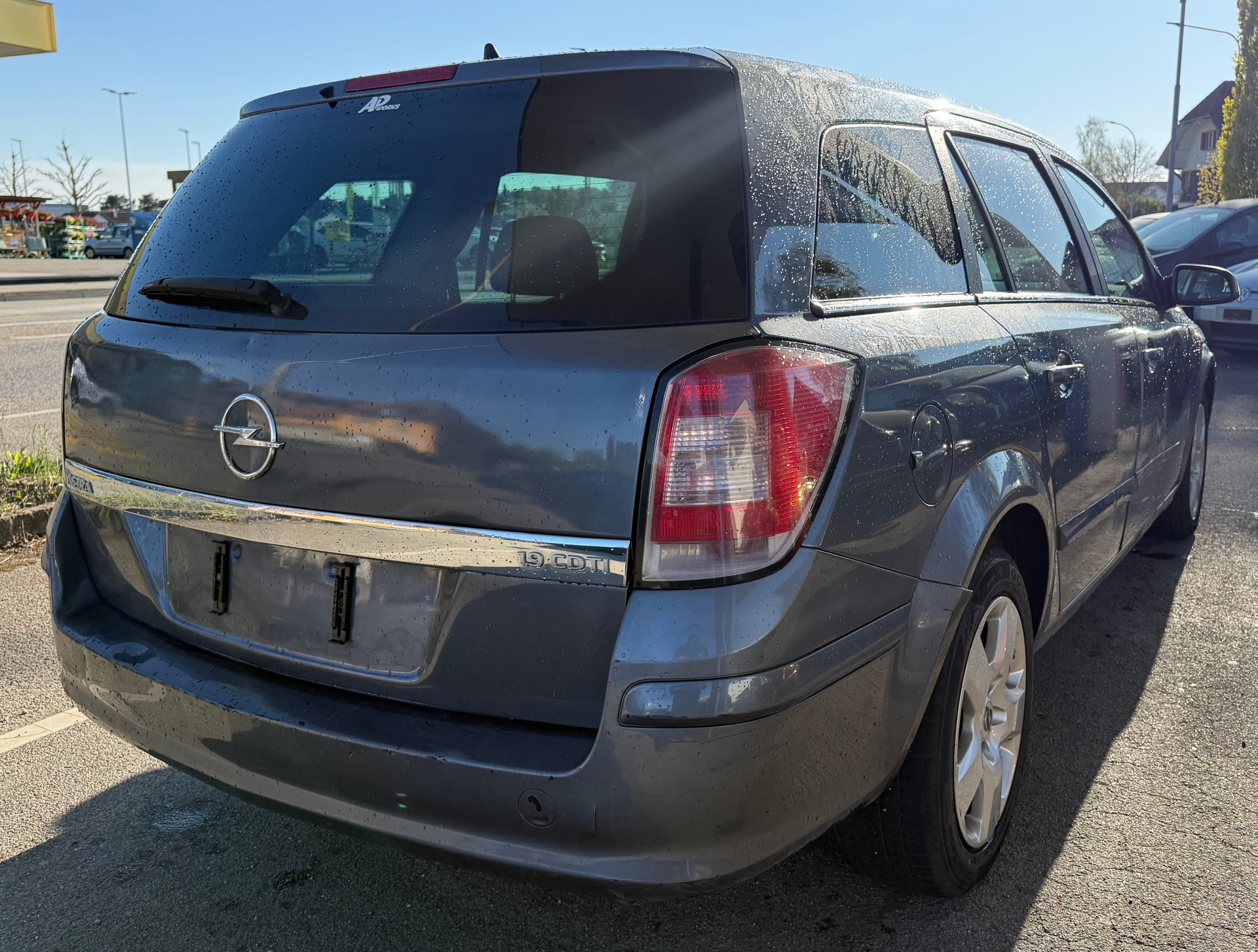 OPEL Astra Caravan 1.9 CDTi Enjoy-image-3
