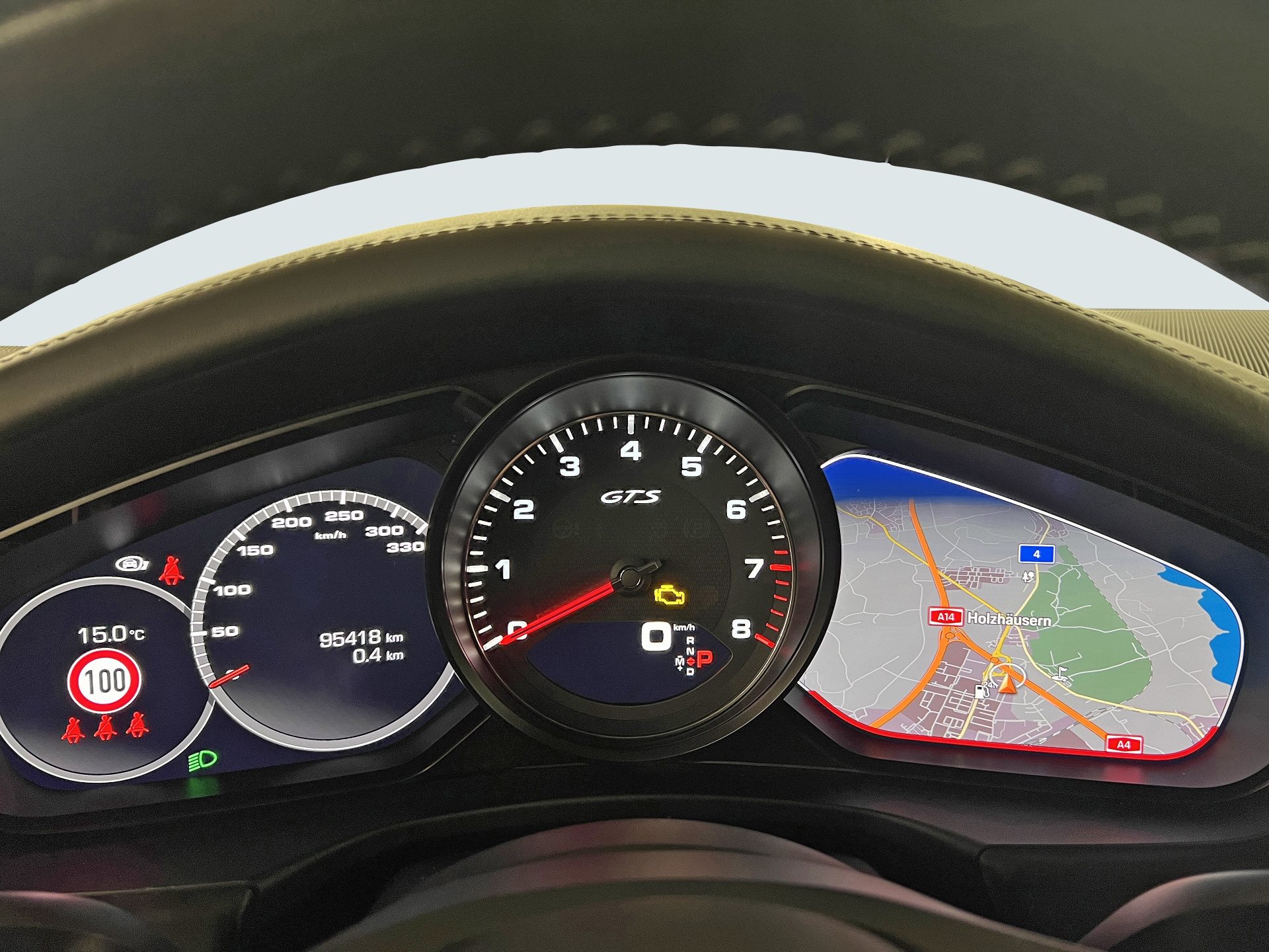 PORSCHE Panamera GTS Sport Turismo-image-24