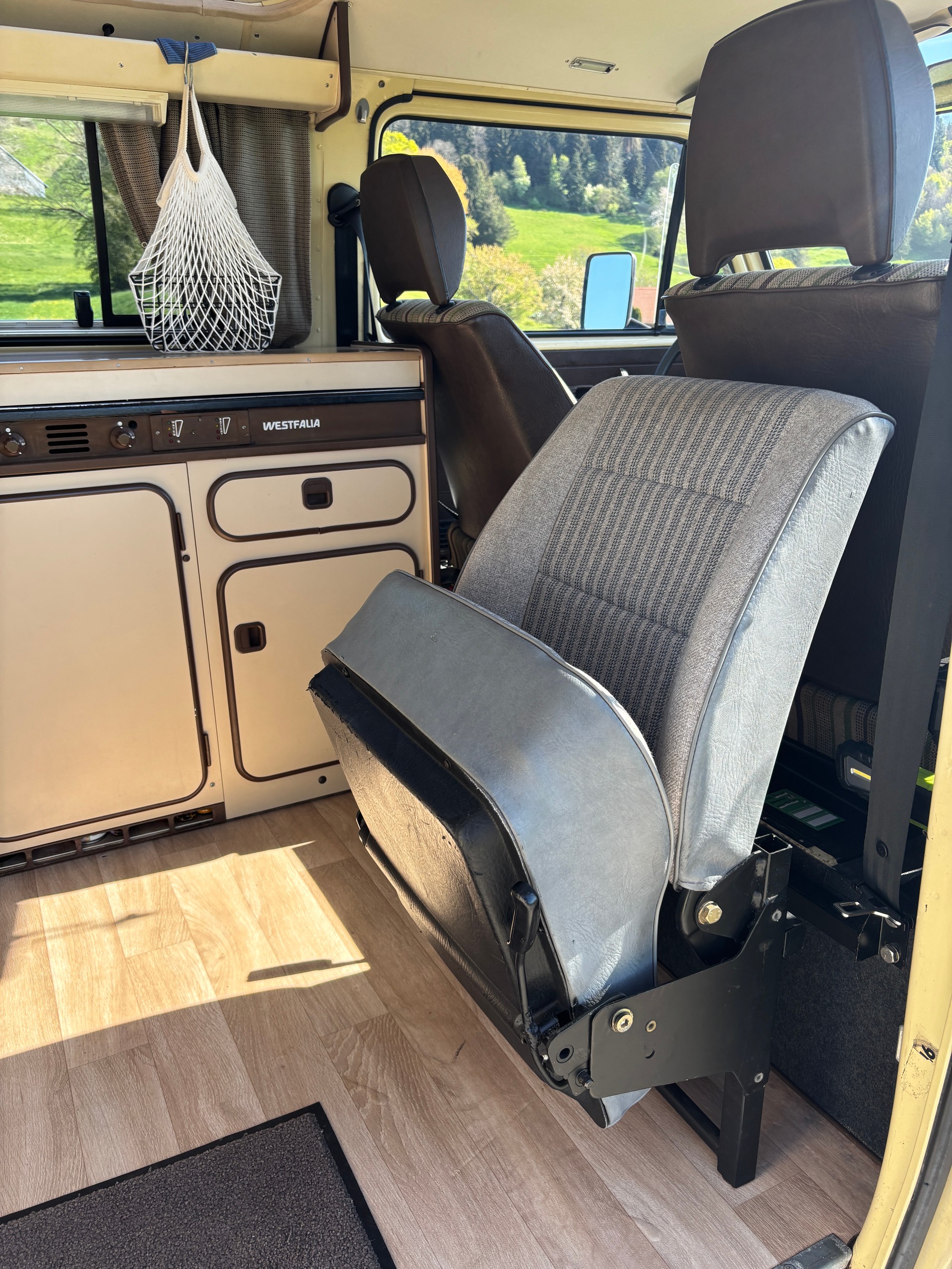 VW Westfalia Joker-image-14