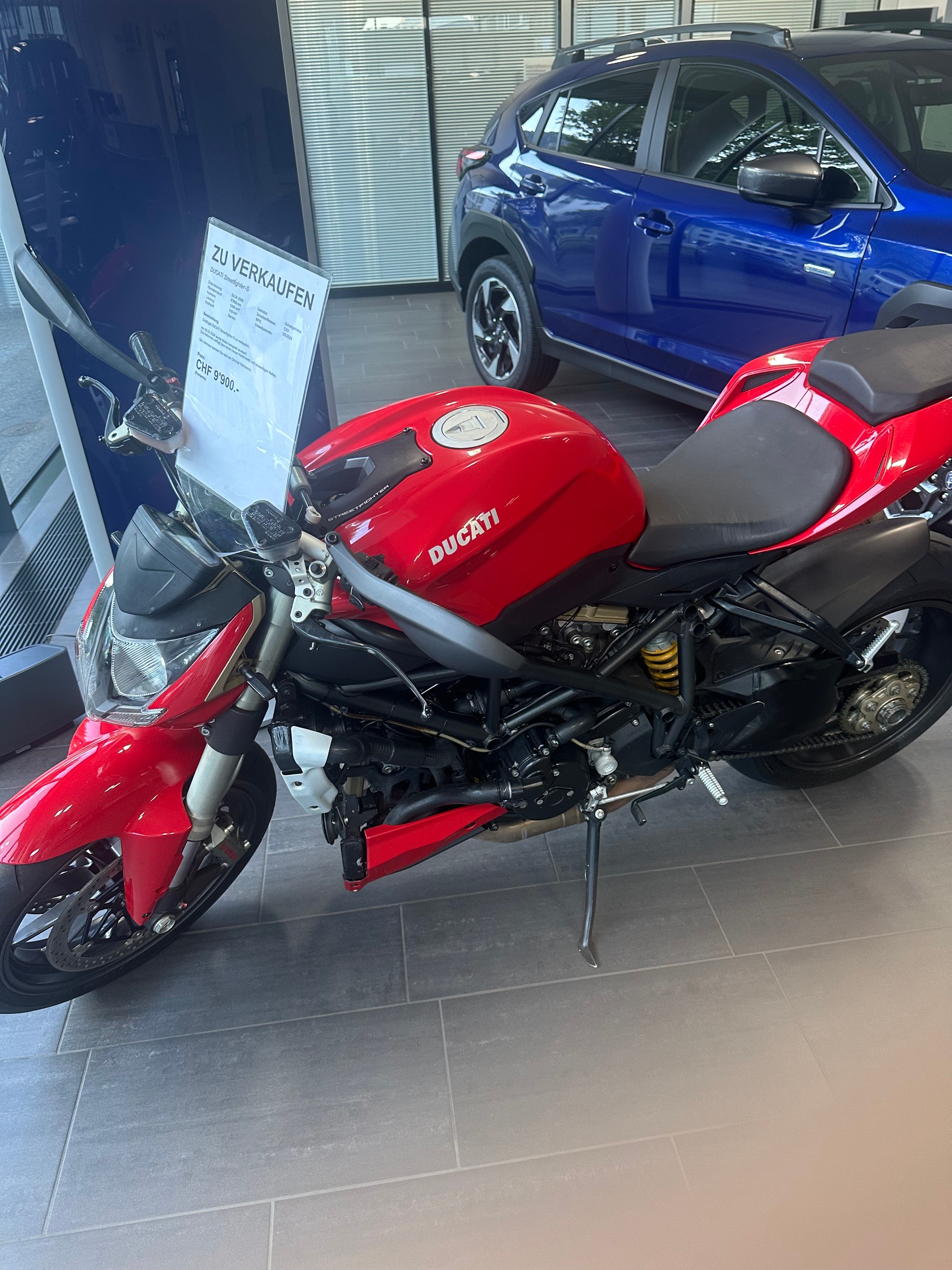 DUCATI Streetfighter 1099 S-image-1