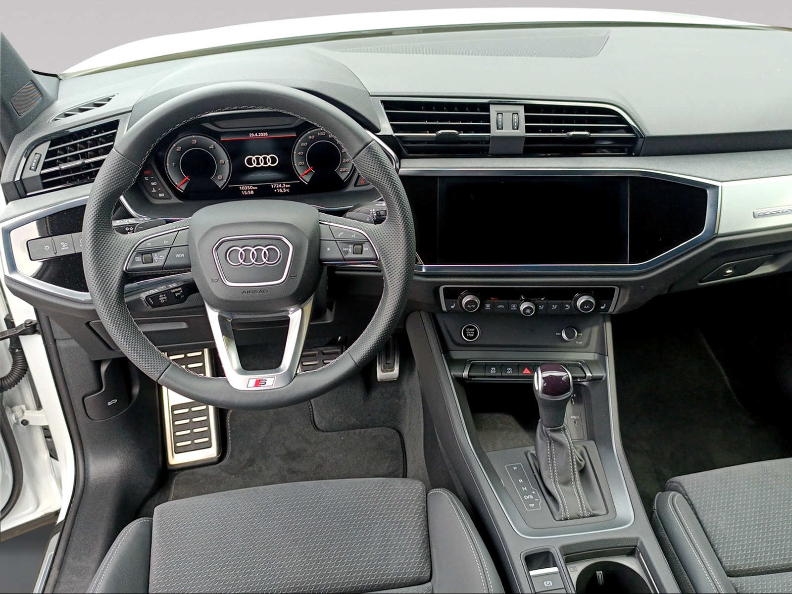 AUDI Audi Q3 40TDI 193PS S-Line Quattro-image-7