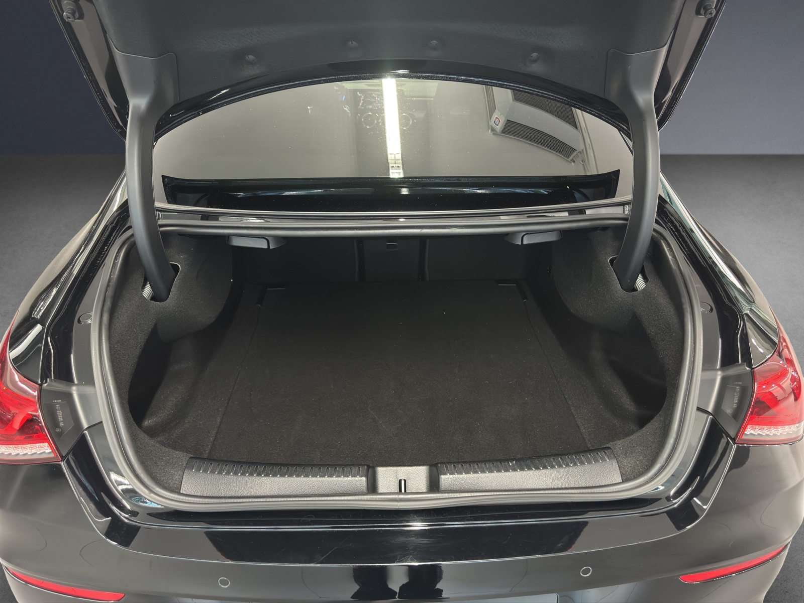 MERCEDES-BENZ CLA 35 AMG 4Matic-image-13