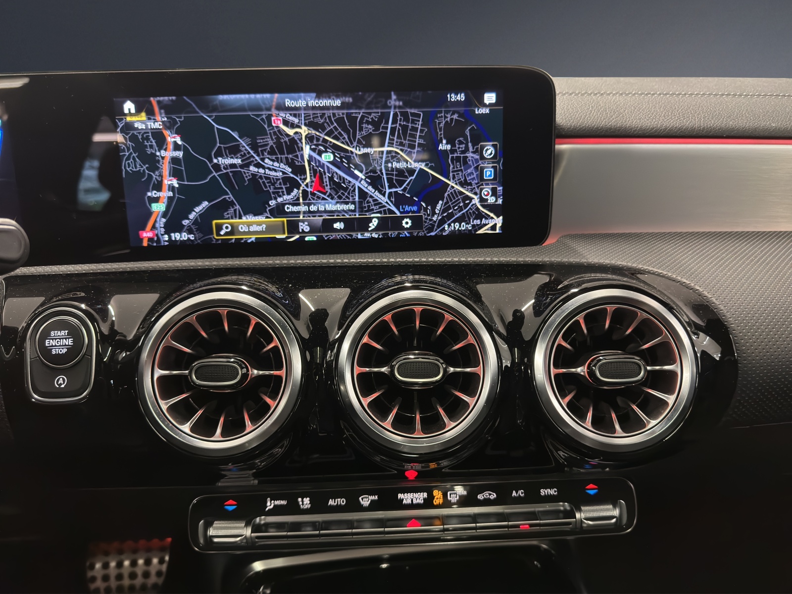 MERCEDES-BENZ CLA 35 AMG 4Matic-image-9