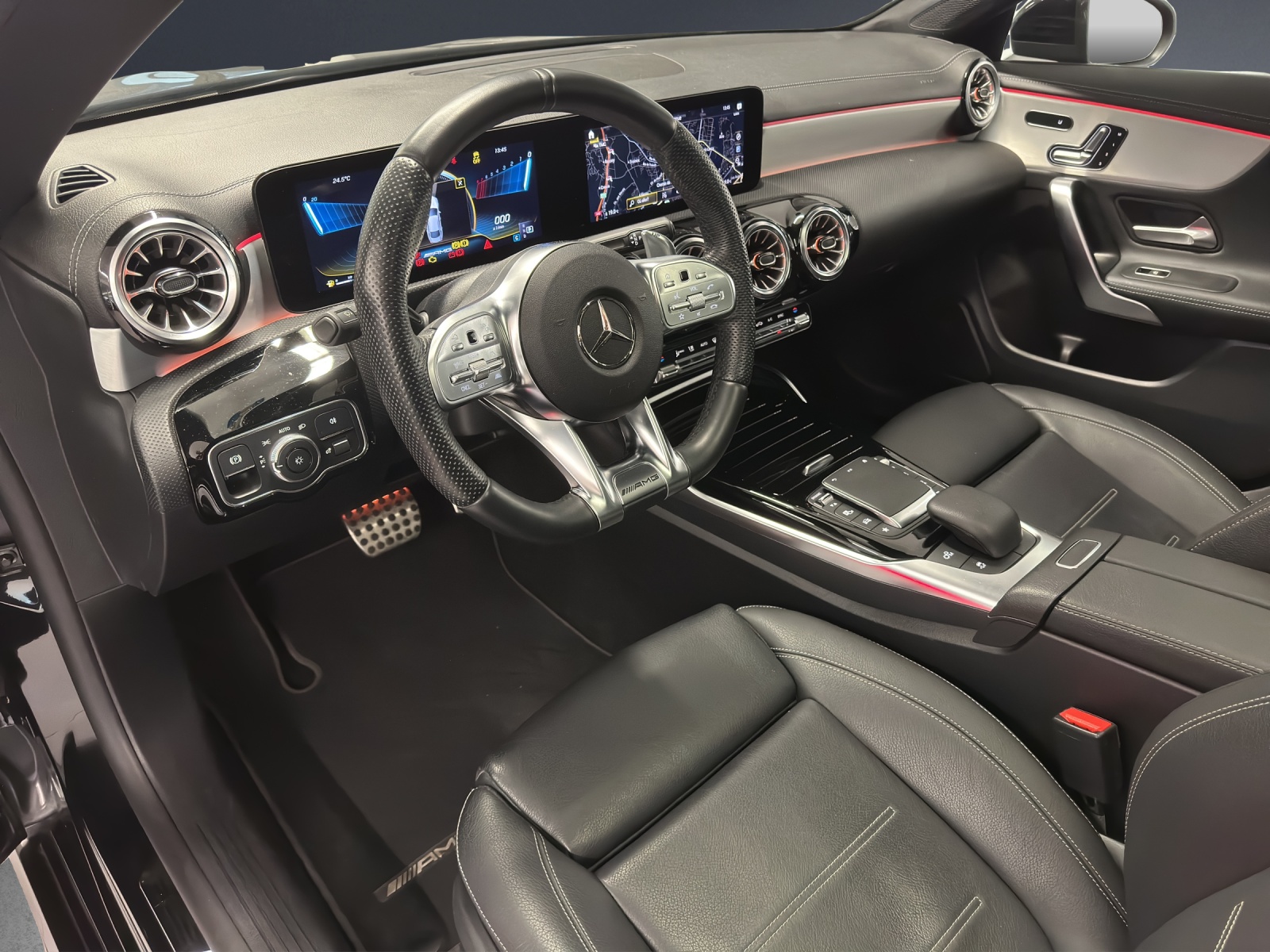 MERCEDES-BENZ CLA 35 AMG 4Matic-image-5