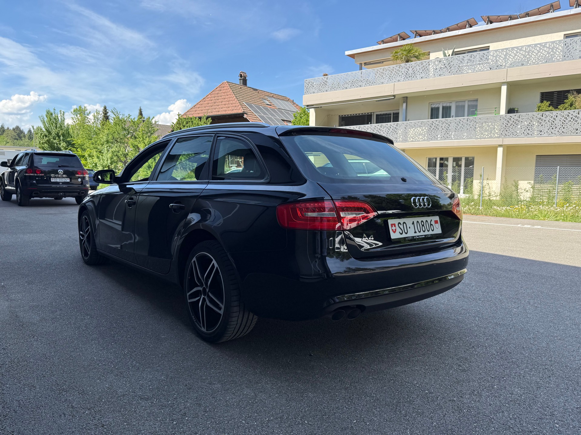 AUDI A4 Avant 2.0 TDI-image-5