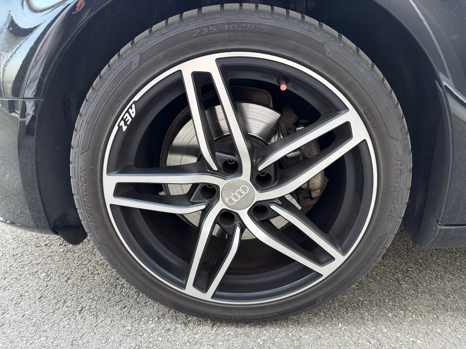 AUDI A4 Avant 2.0 TDI-image-3