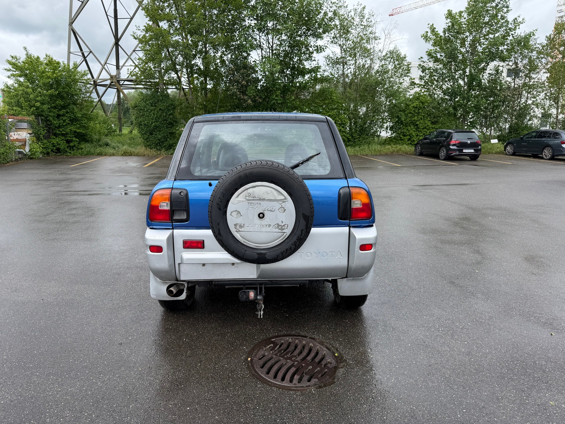 TOYOTA RAV-4-image-5