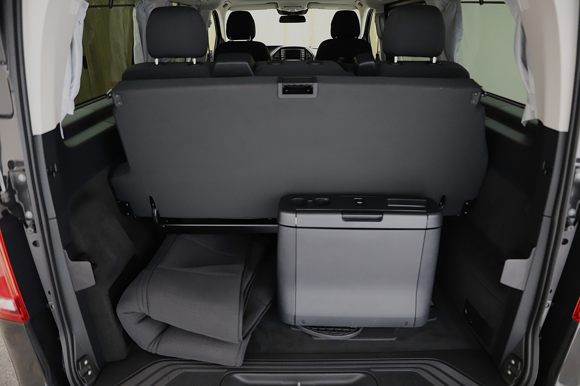 MERCEDES-BENZ Marco Polo 300 d 4M Automat-image-8