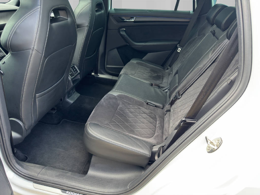 SKODA Kodiaq 2.0 TSI Sportline DSG 4x4-image-11