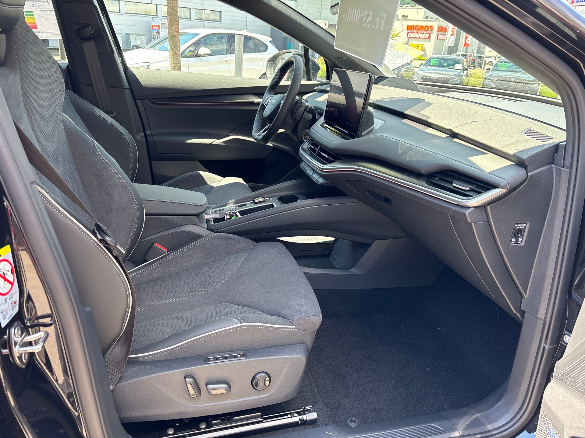 SKODA Elroq 85x Sportline 4x4-image-14