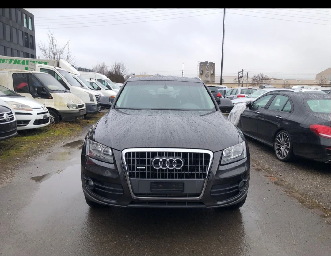 AUDI Q5 2.0 TFSI quattro S-tronic-image-0