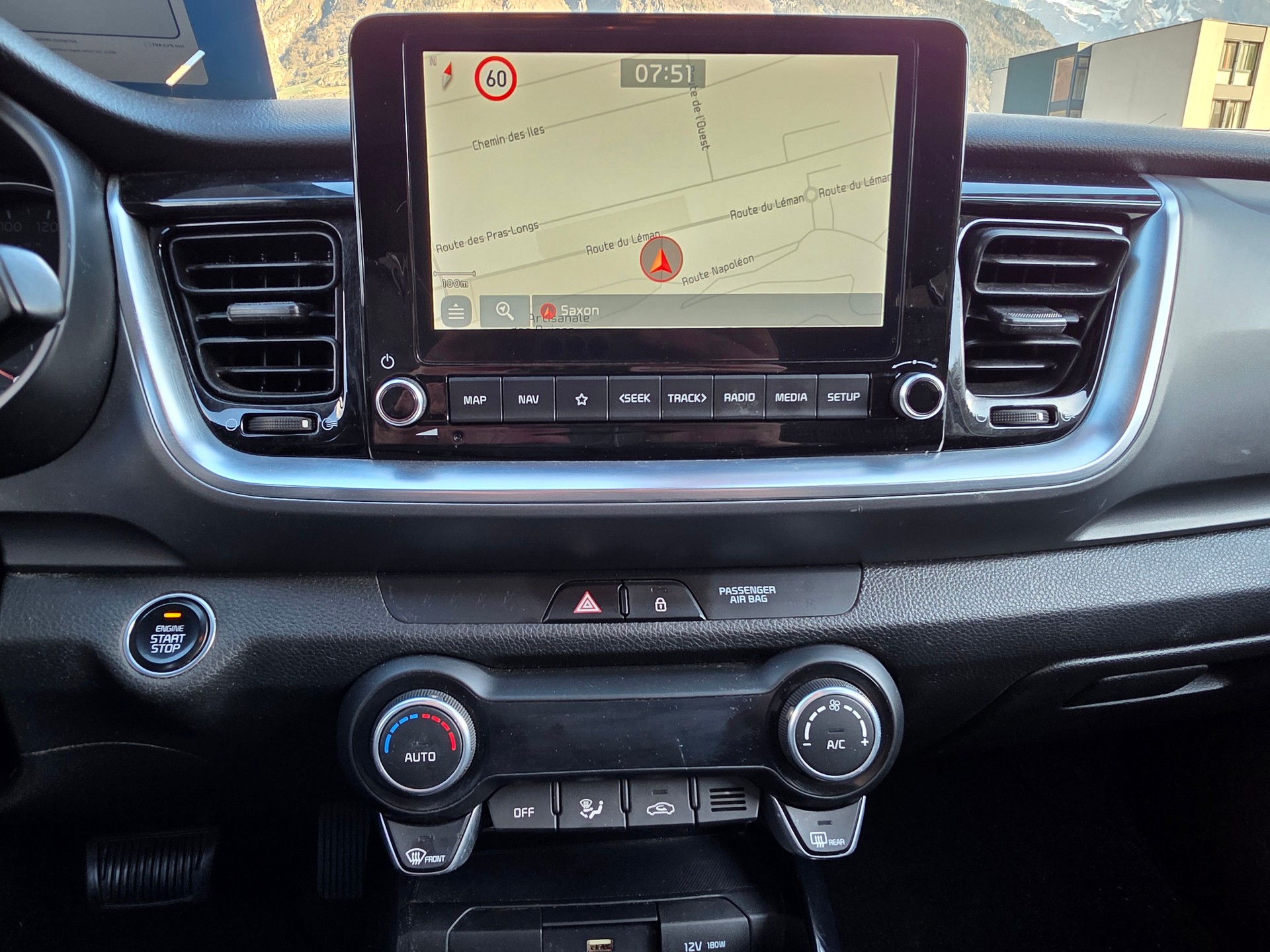 KIA Stonic 1.0 T-GDI Power DCT-image-10