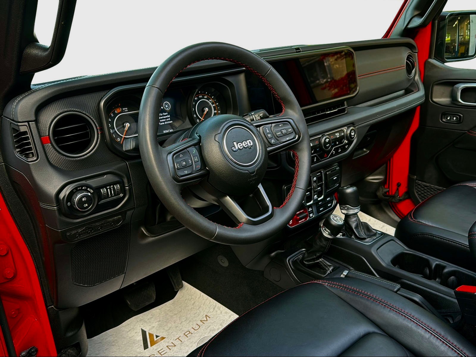 JEEP Wrangler 2.0 Unlimited Sahara Automatic-showroom-element-1