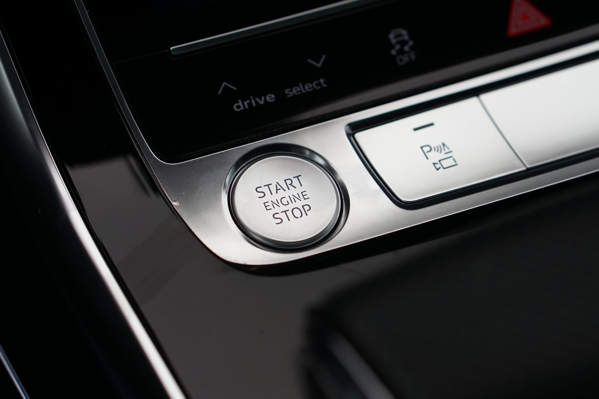 AUDI Q8 50 TDI quattro tiptronic *ABT Tuning* *CH-Fahrzeug*-image-30