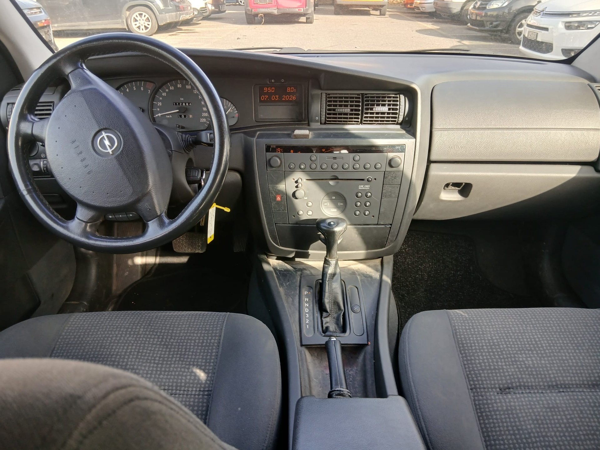 OPEL Omega 2.2i 16V Business-image-5