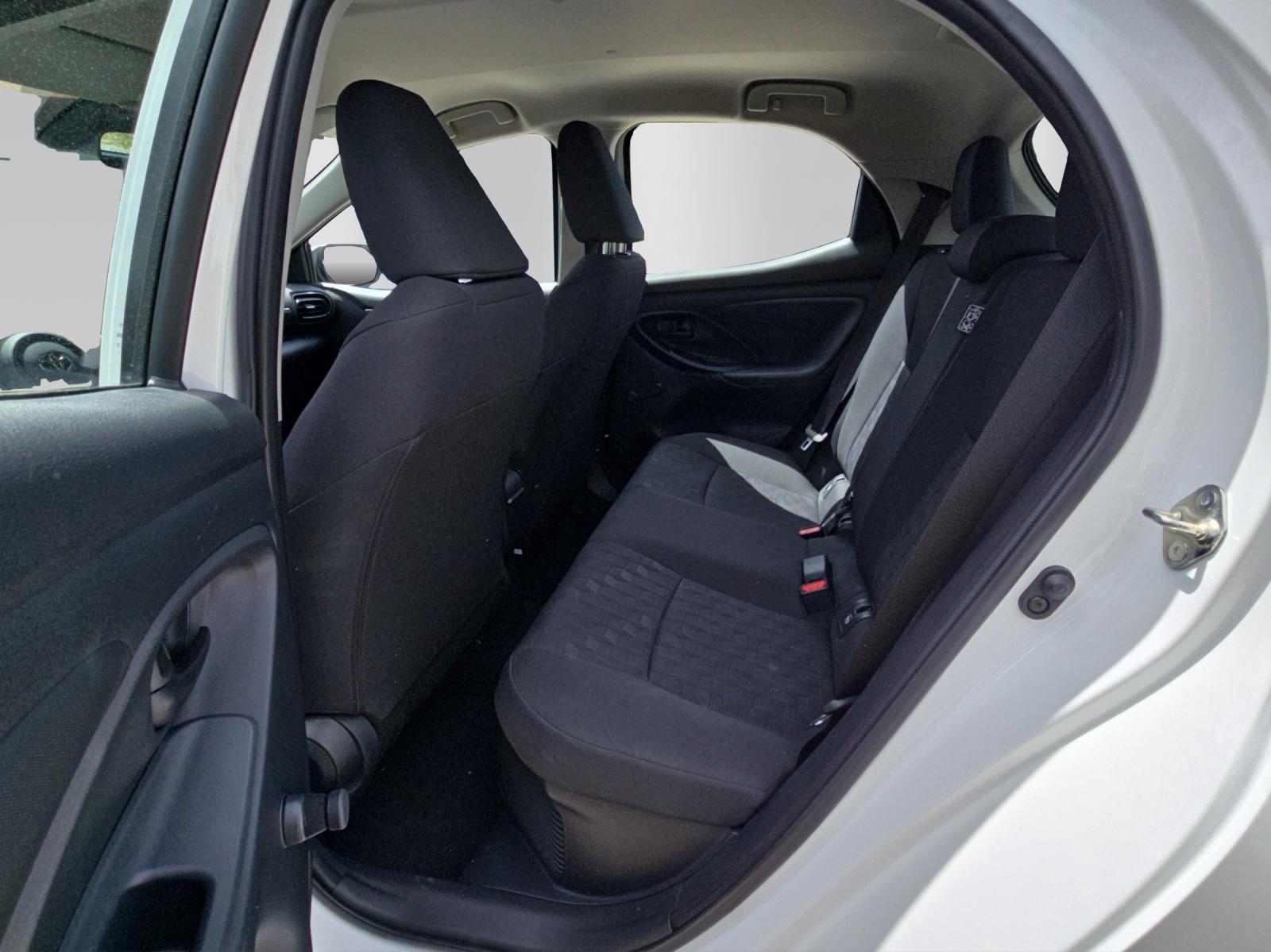 TOYOTA Yaris 1.5 VVT-i HSD Comfort-image-9