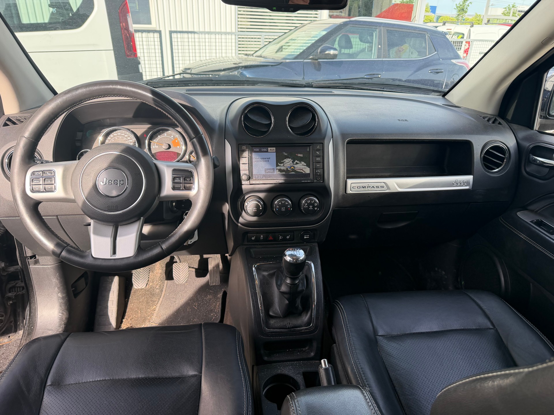 JEEP Compass 2.2 CRD Limited-image-8