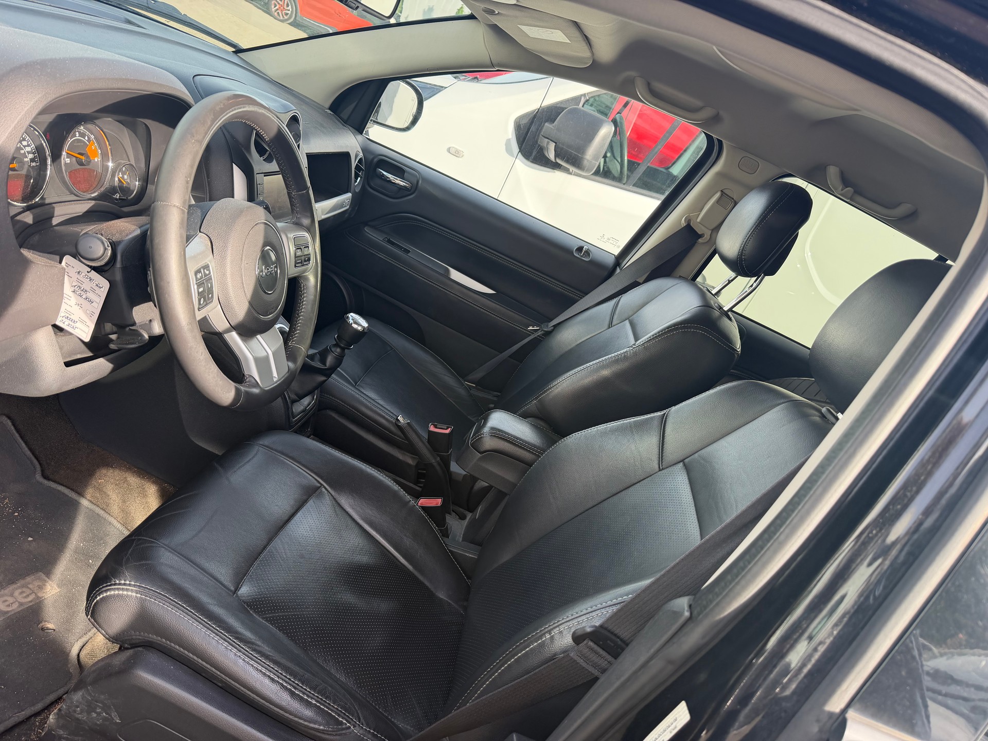 JEEP Compass 2.2 CRD Limited-image-4