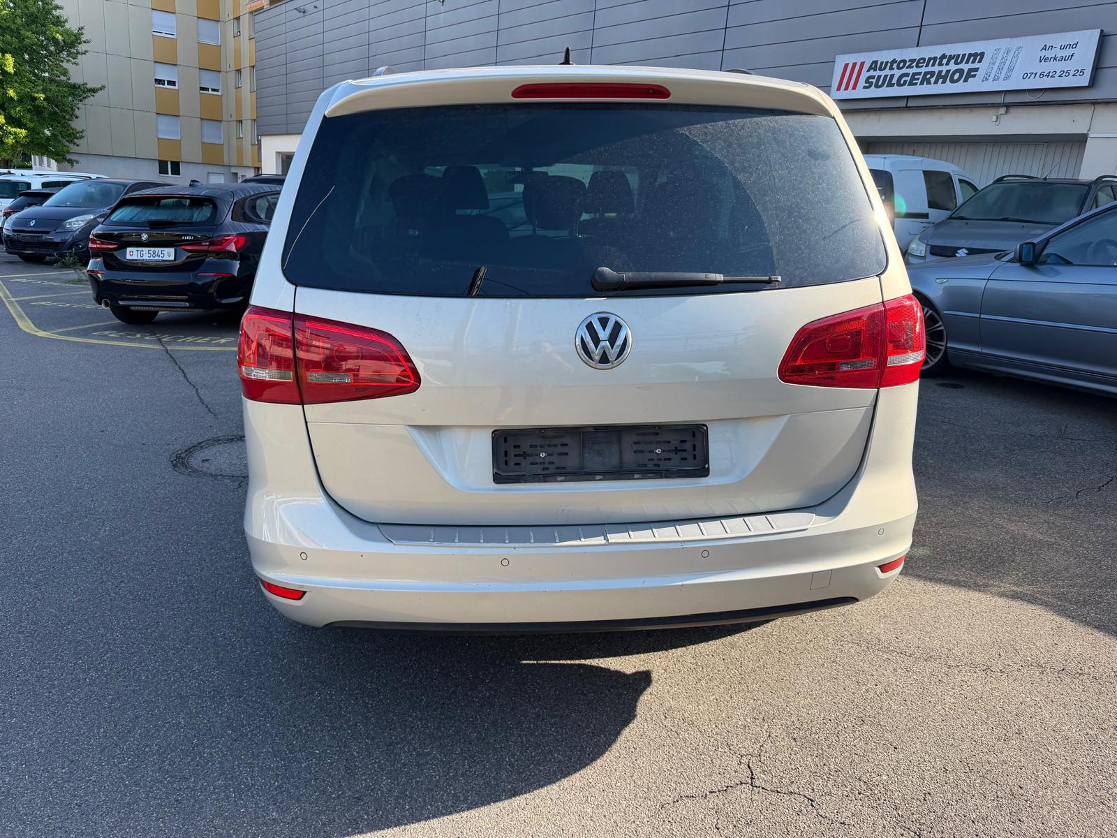 VW Sharan 1.4 TSI BMT Comfortline DSG-image-4