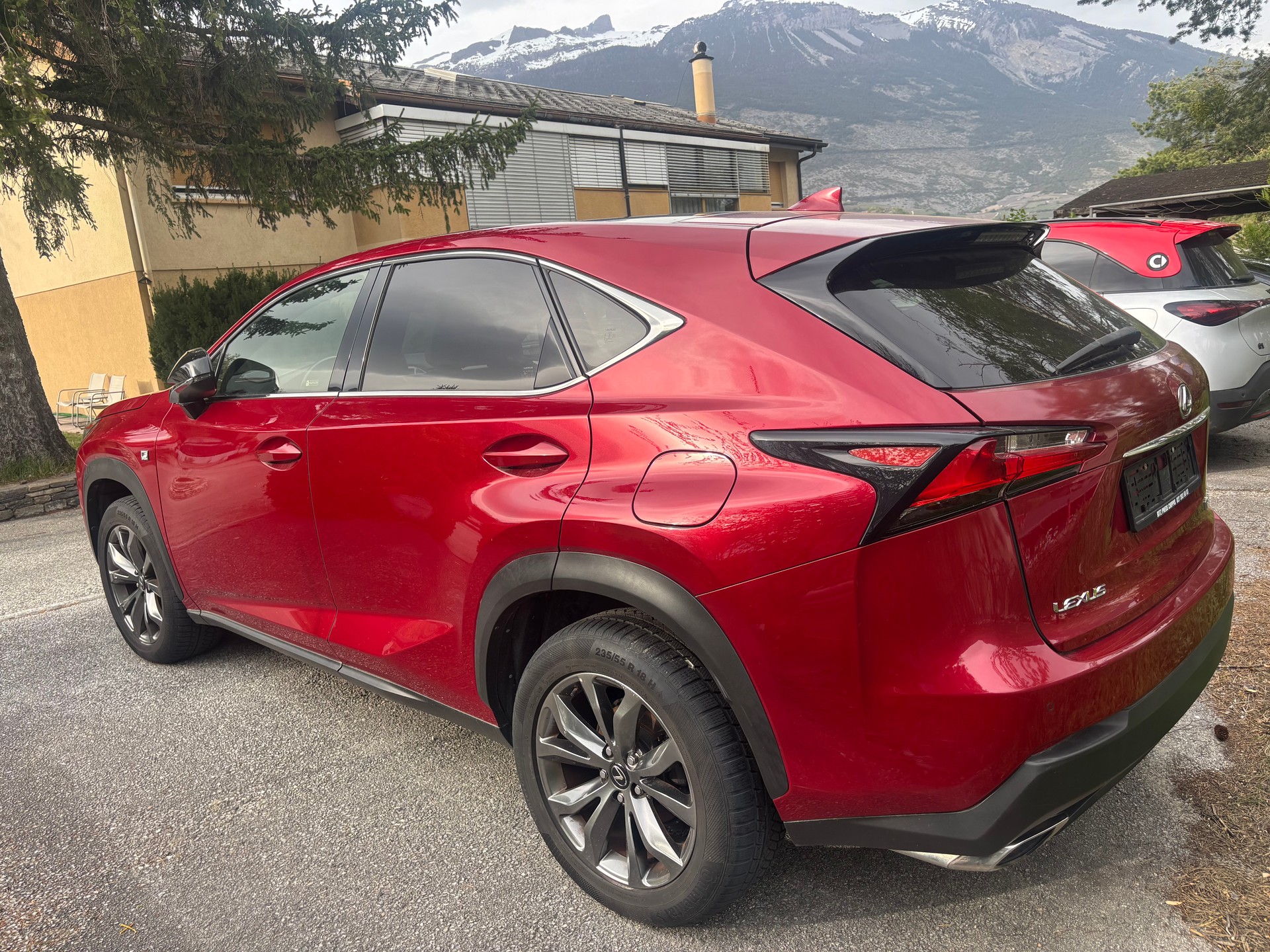LEXUS 200t F-Sport
