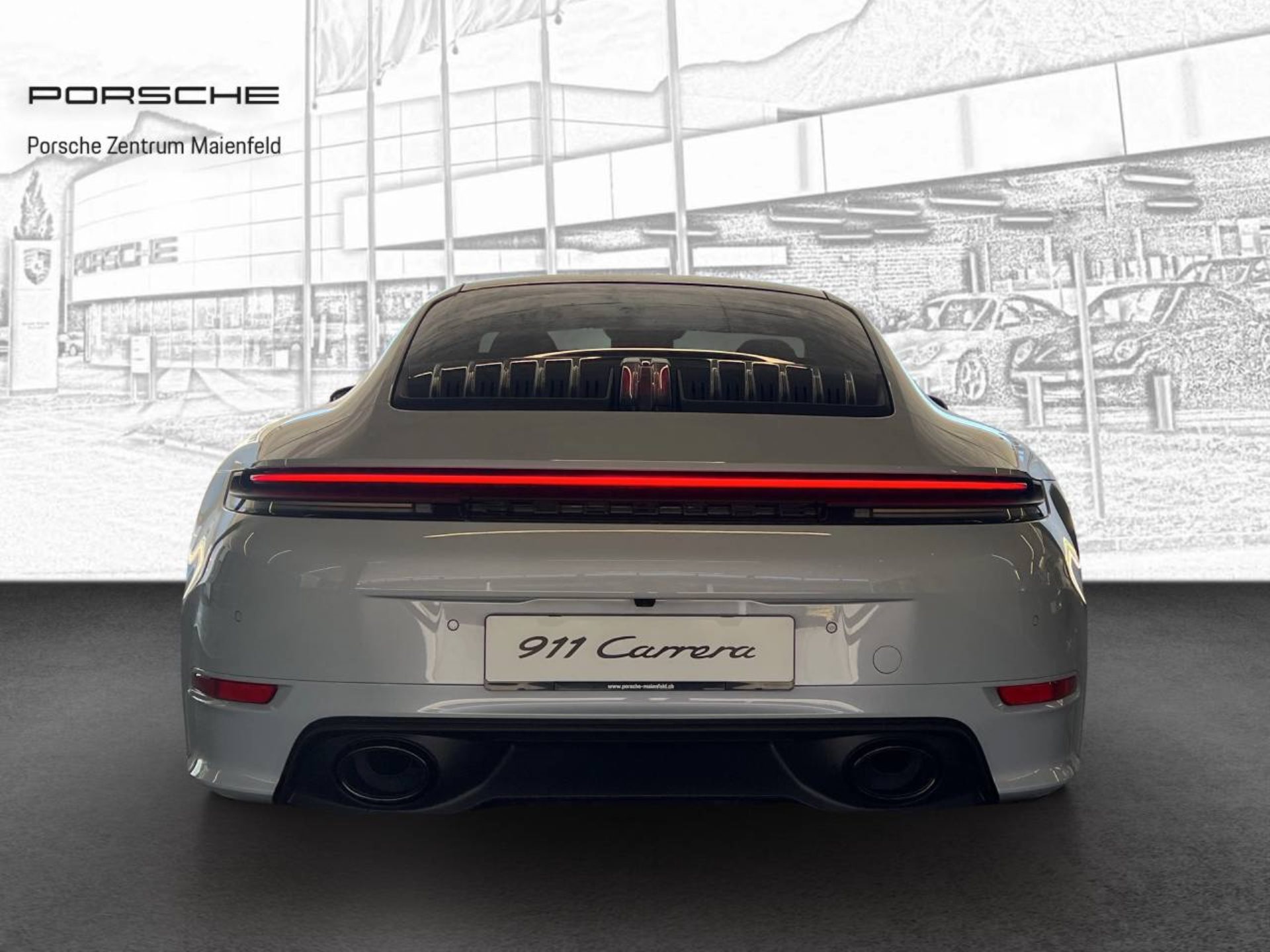 PORSCHE 911 Carrera-image-5