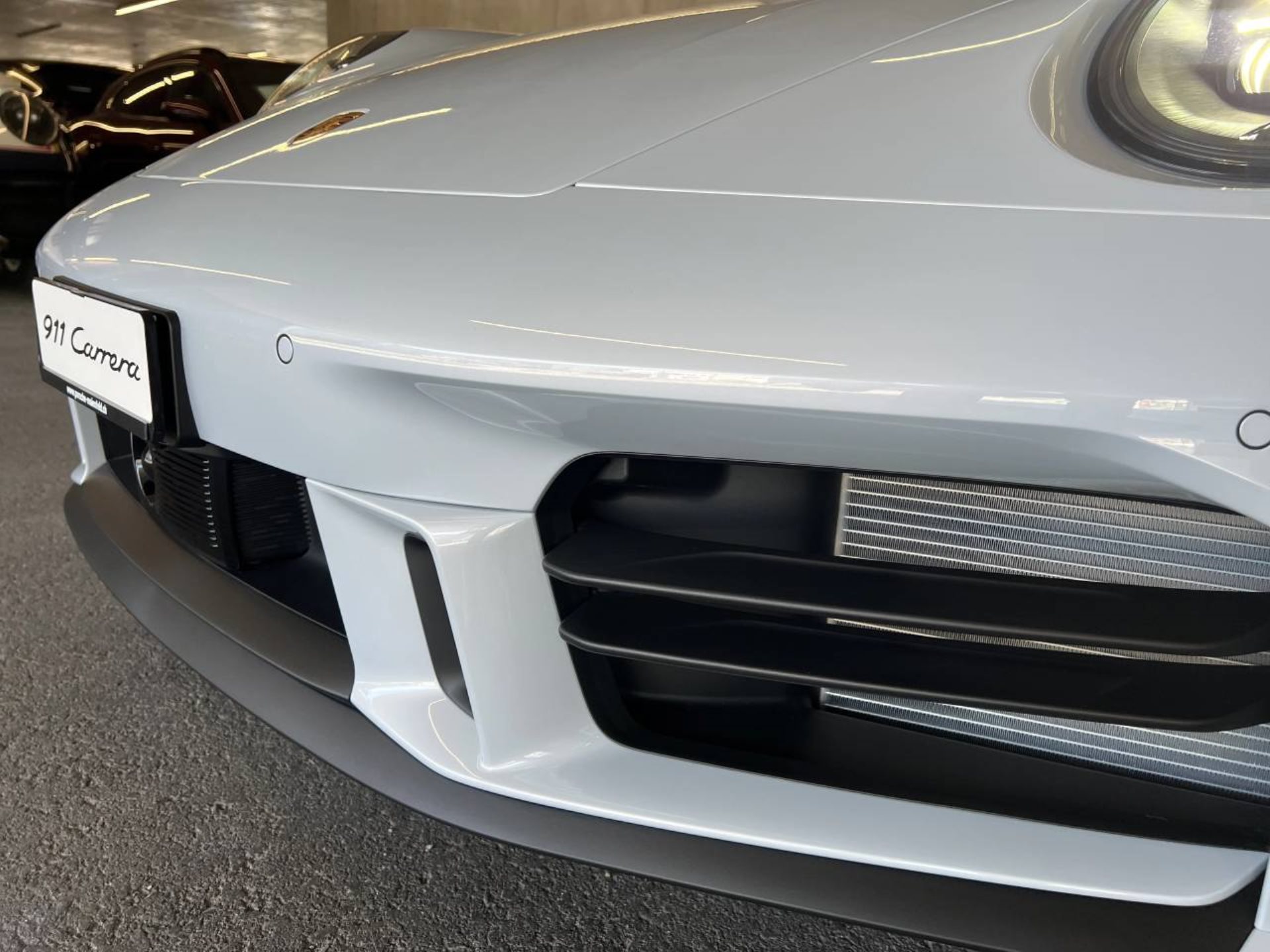 PORSCHE 911 Carrera-image-7